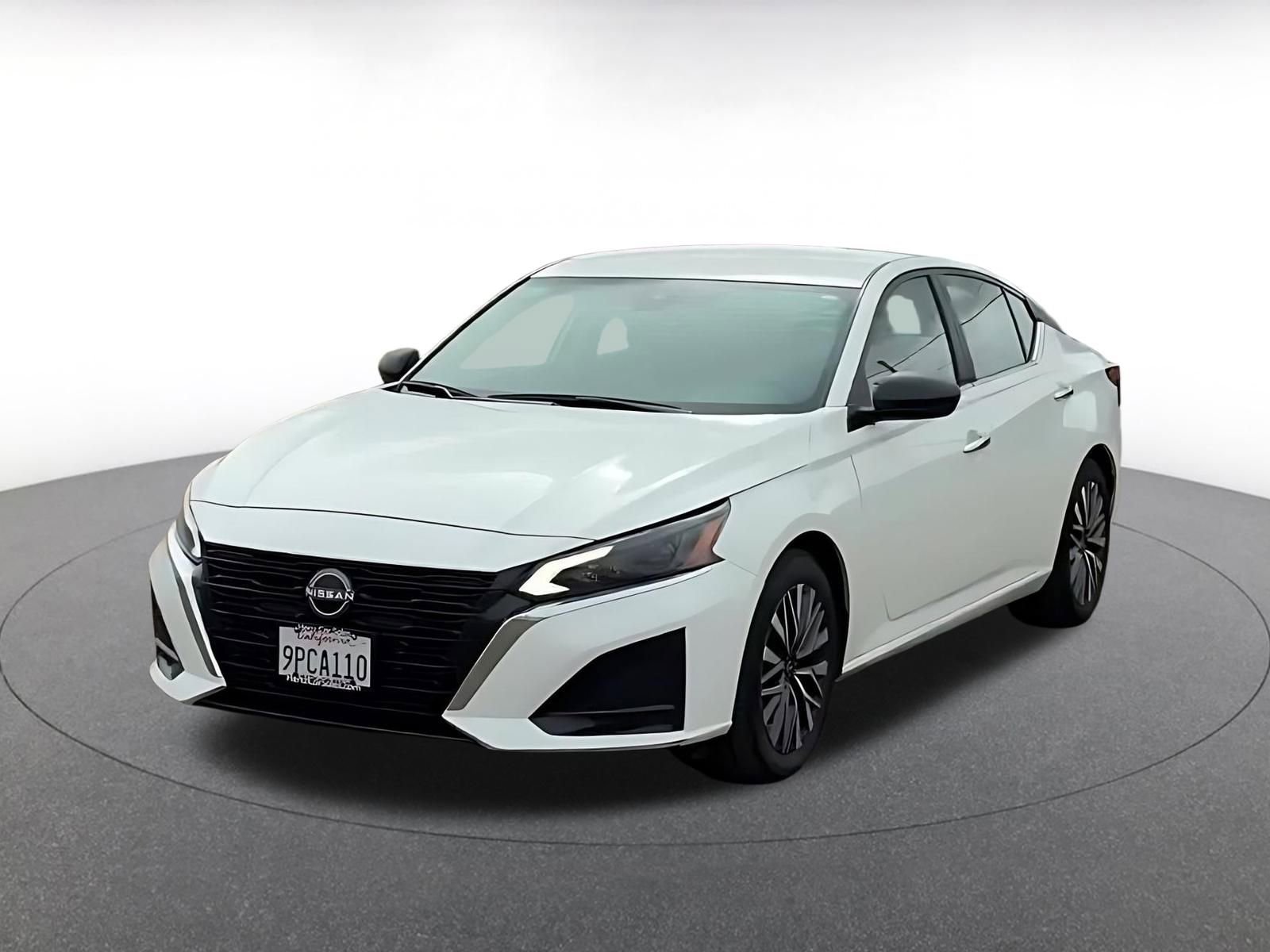 Thumbnail: 2025 Nissan Altima - 7