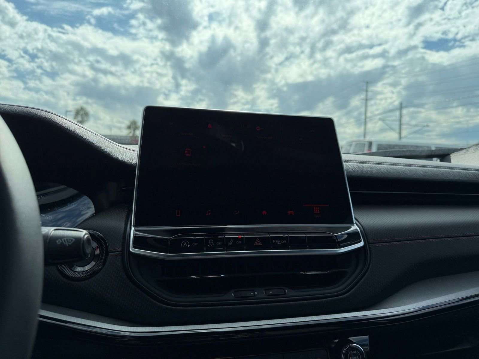 Thumbnail: 2025 Jeep Compass - 21