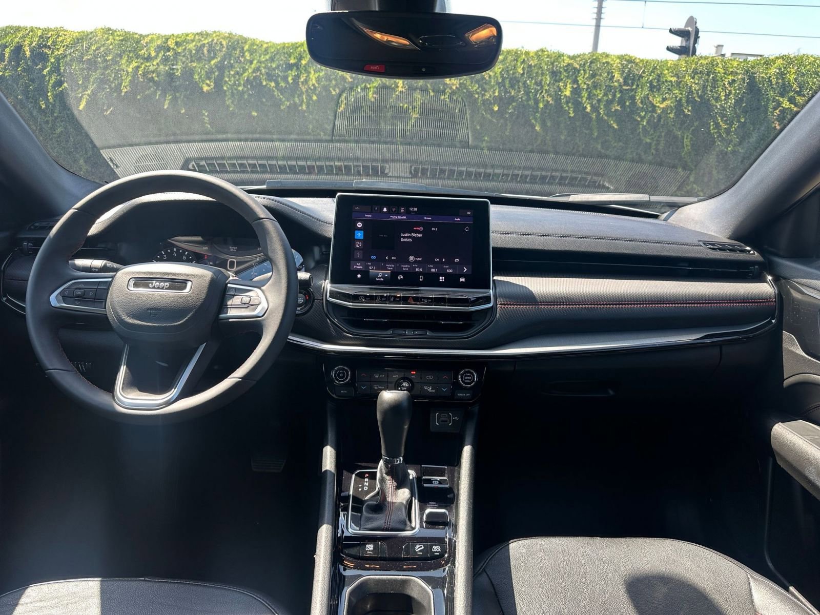 Thumbnail: 2025 Jeep Compass - 32