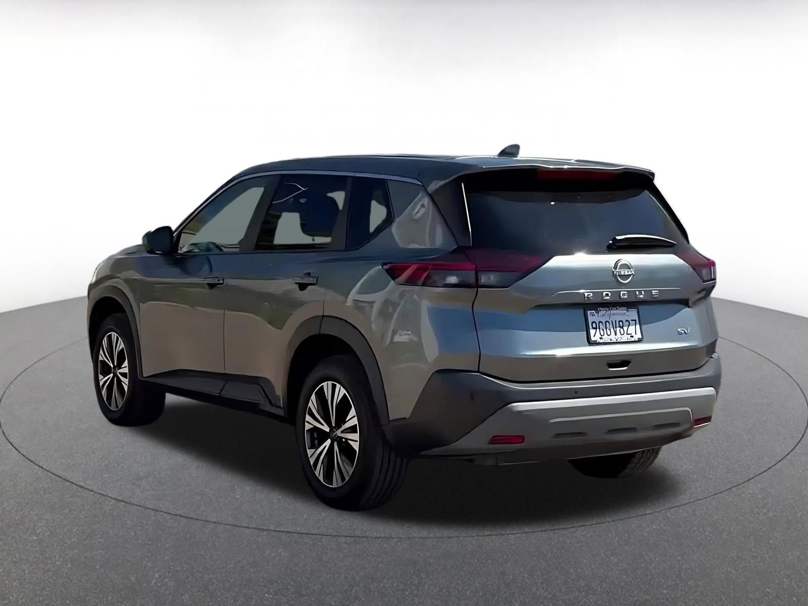 Thumbnail: 2023 Nissan Rogue - 10