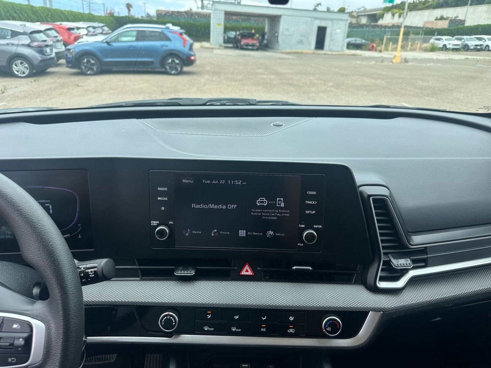 Thumbnail: 2024 Kia Sportage - 18