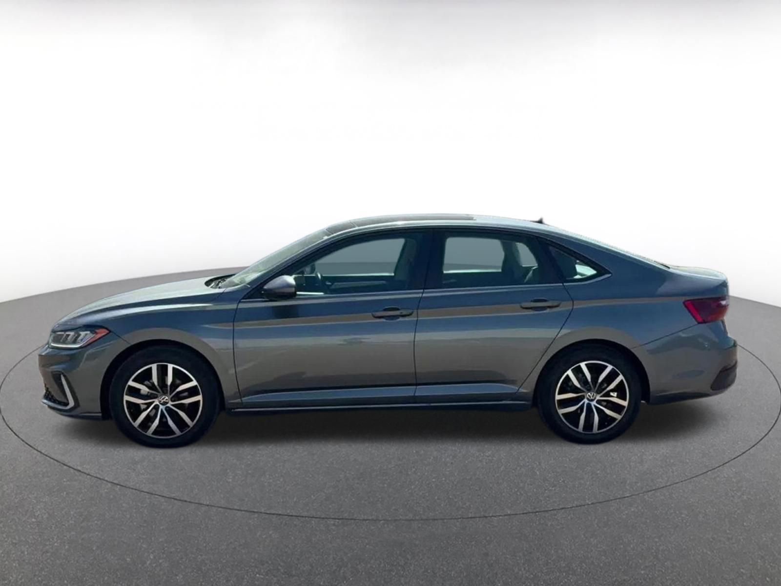 Thumbnail: 2025 Volkswagen Jetta - 8