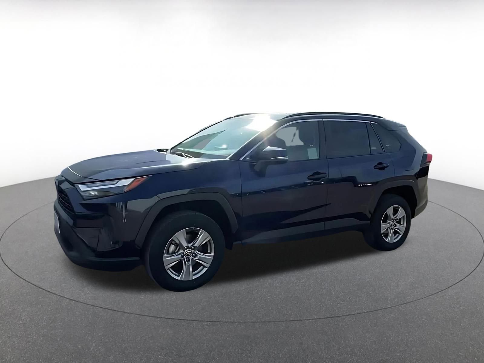 Thumbnail: 2025 Toyota RAV4 - 8