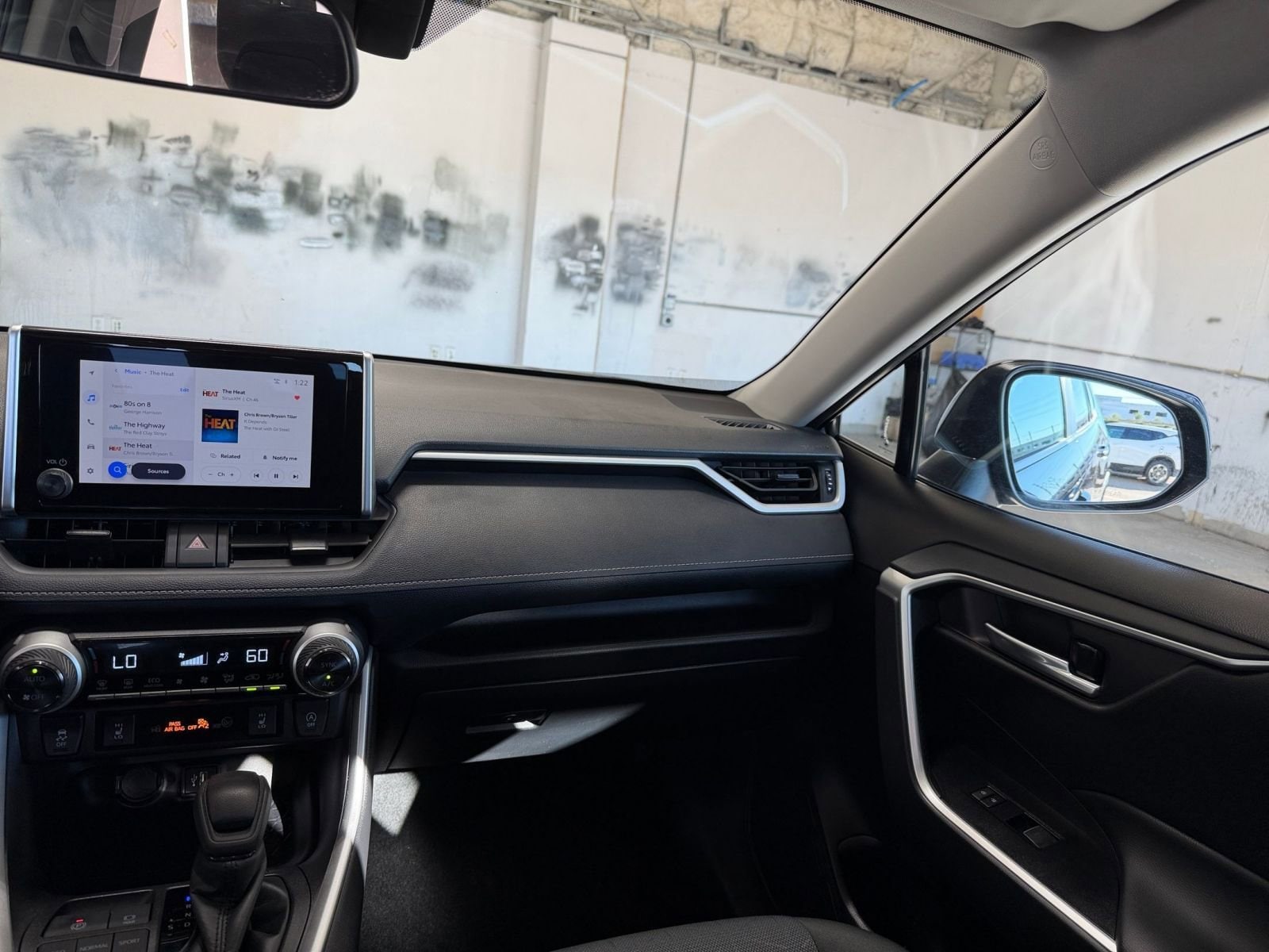 Thumbnail: 2025 Toyota RAV4 - 35