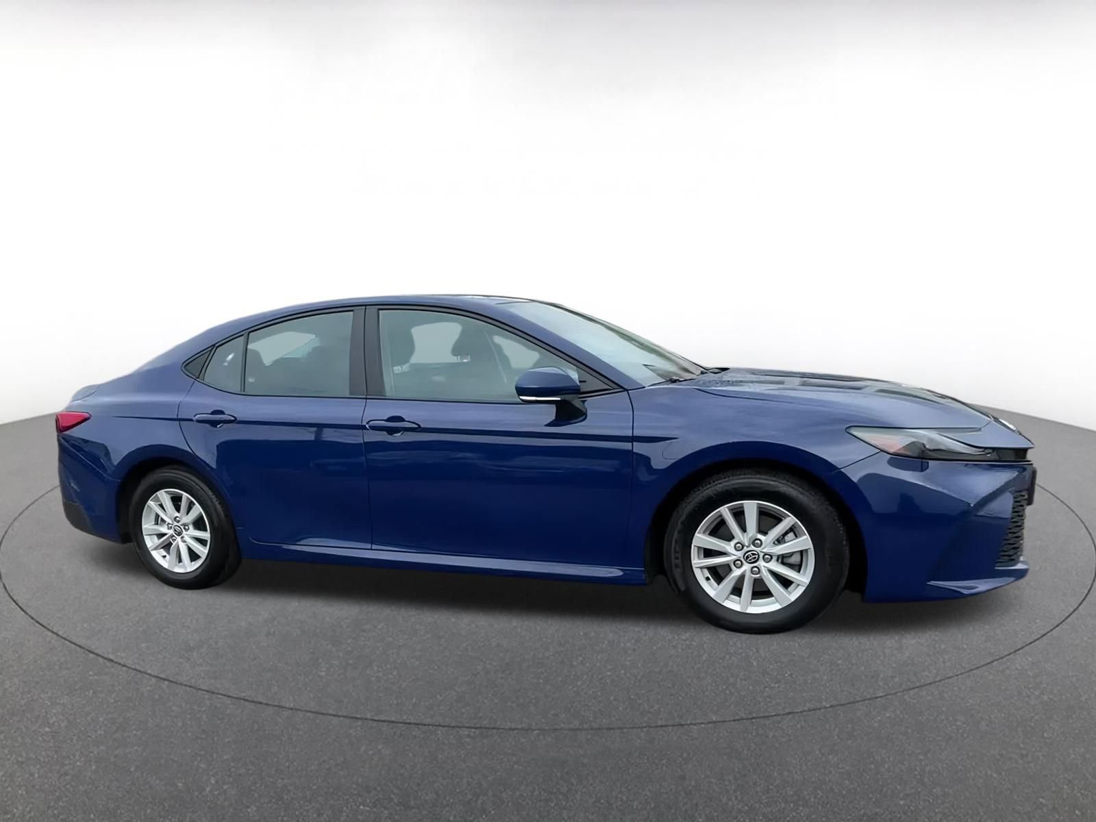 Thumbnail: 2025 Toyota Camry - 16