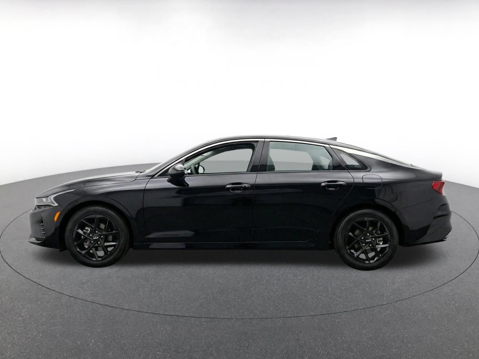 Thumbnail: 2025 Kia K5 - 4