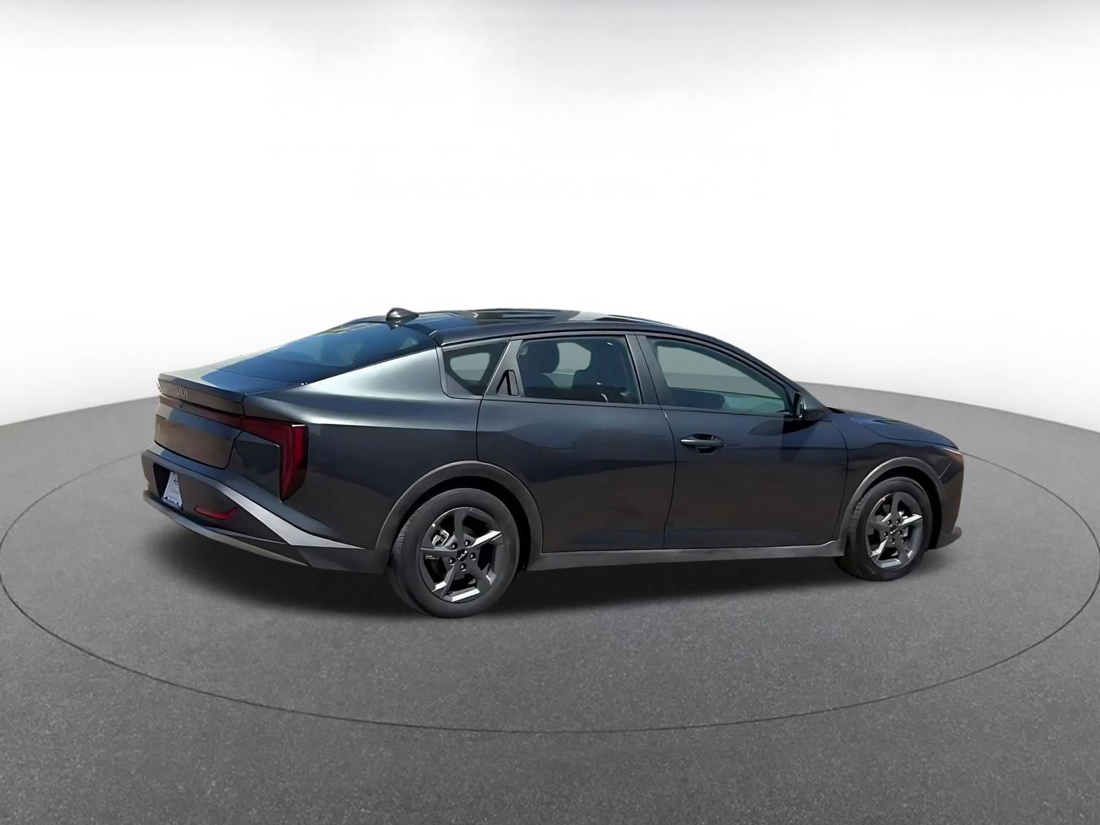Thumbnail: 2025 Kia K4 - 15