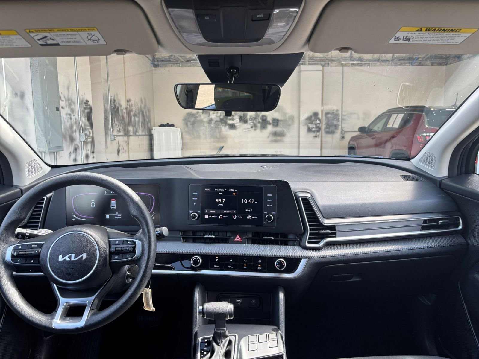 Thumbnail: 2025 Kia Sportage - 32