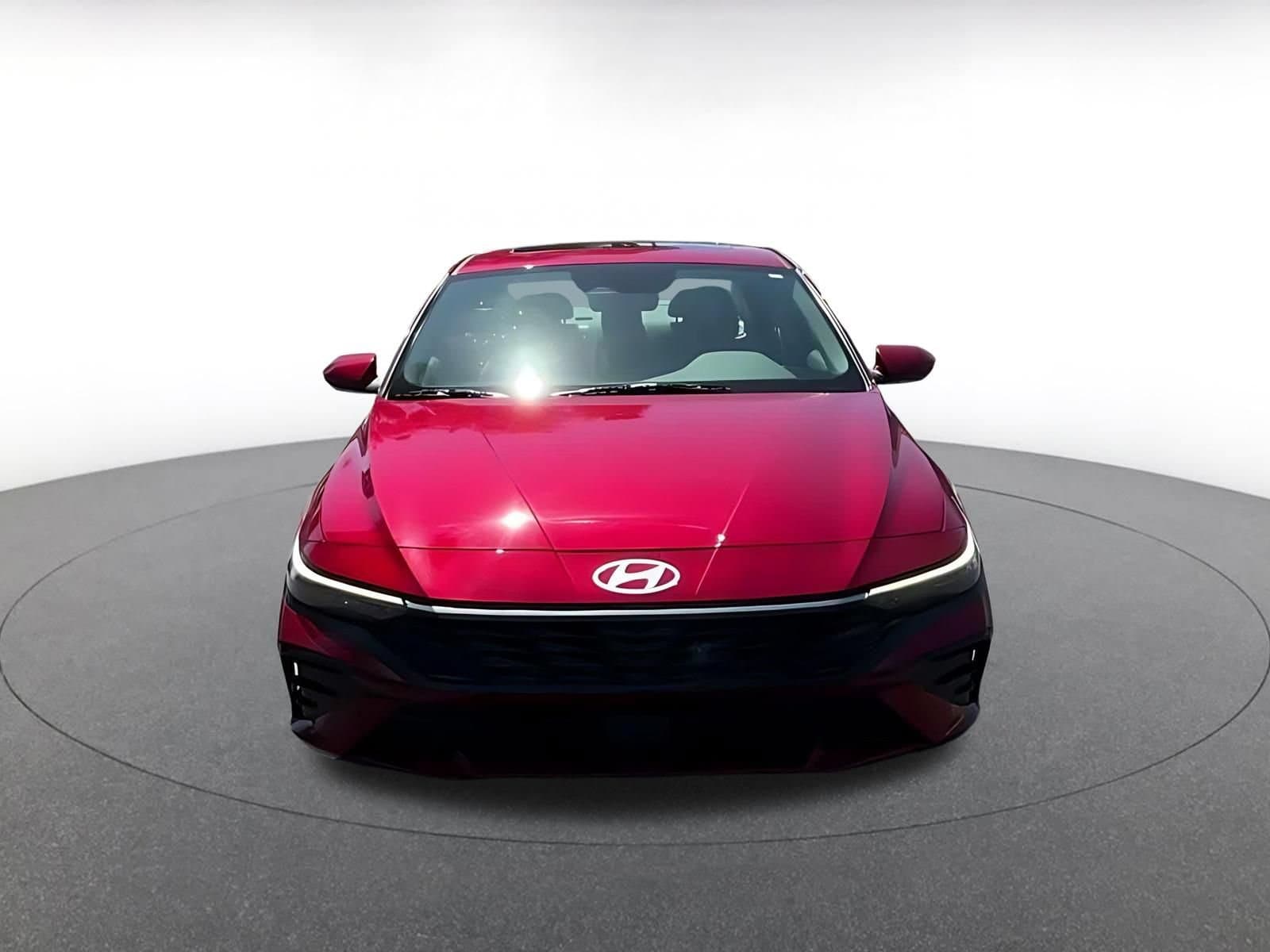 Thumbnail: 2025 Hyundai Elantra - 3