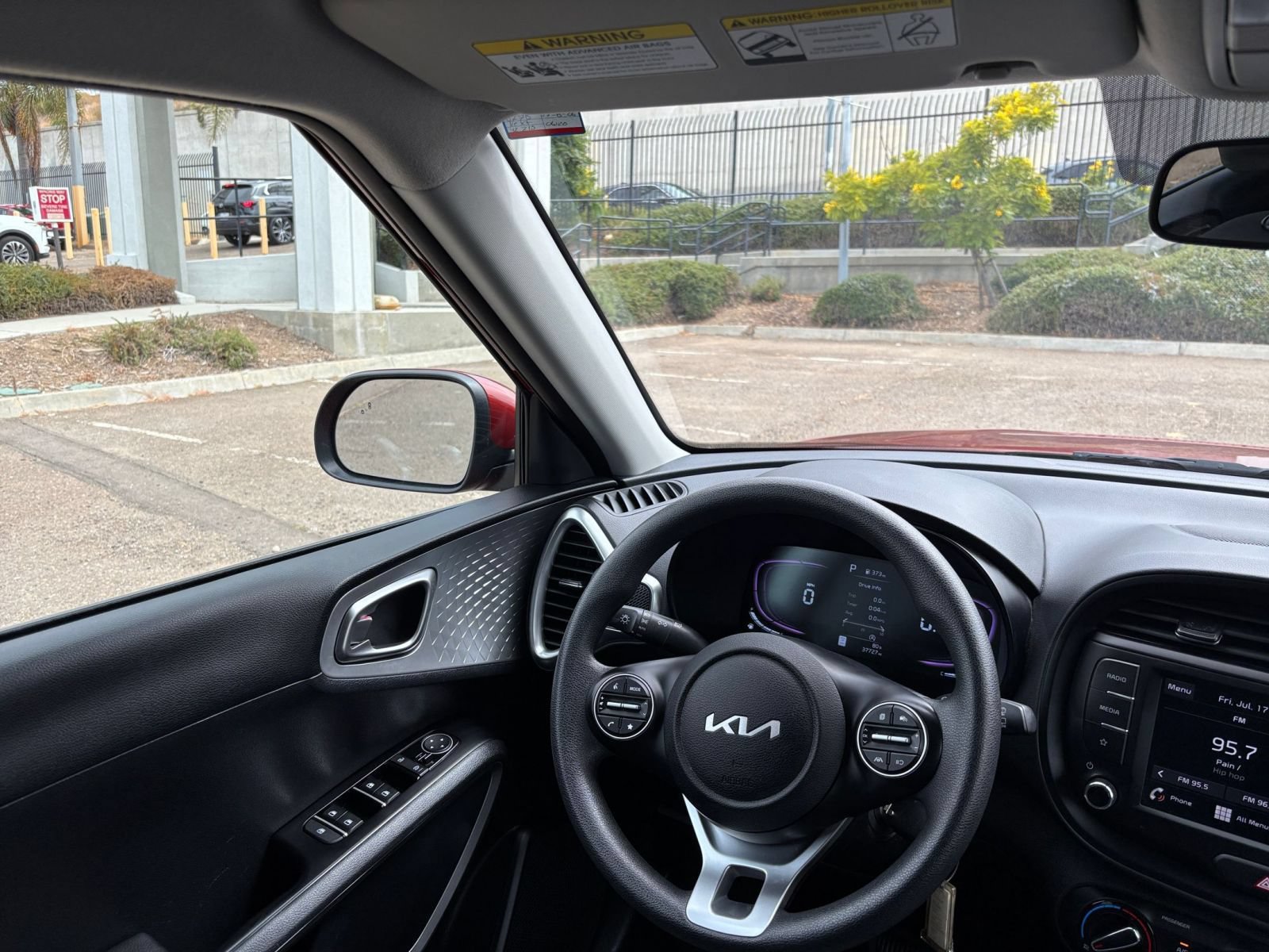 Thumbnail: 2025 Kia Soul - 32