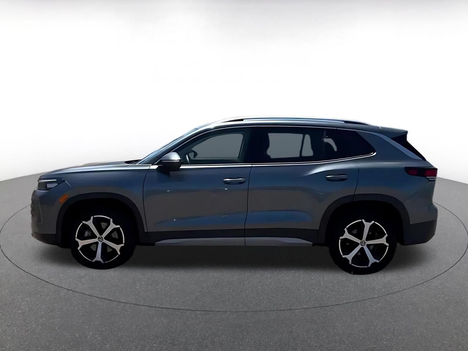 Thumbnail: 2026 Volkswagen Tiguan - 9