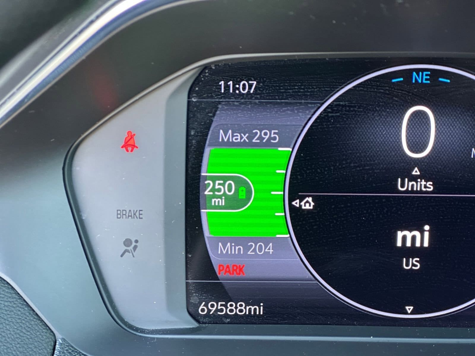 Thumbnail: 2023 Chevrolet Bolt EV - 18
