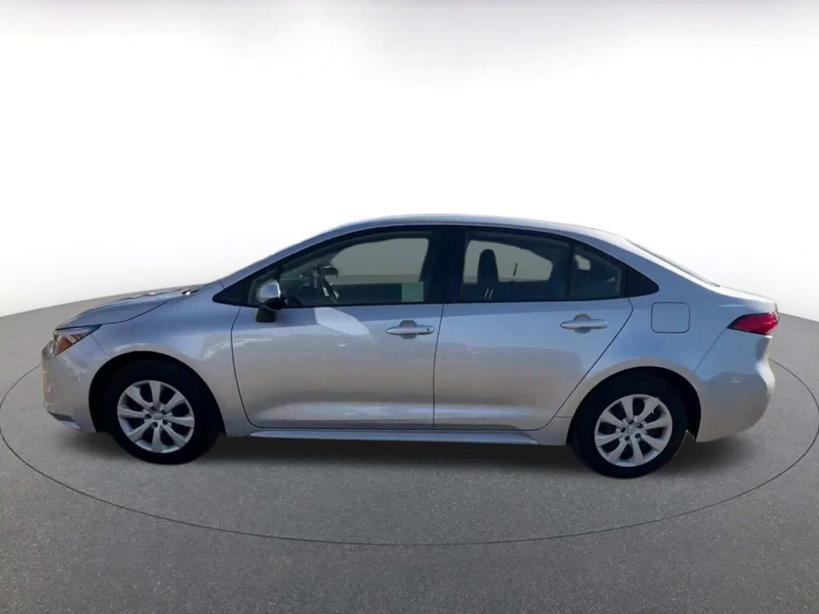 Thumbnail: 2025 Toyota Corolla - 9