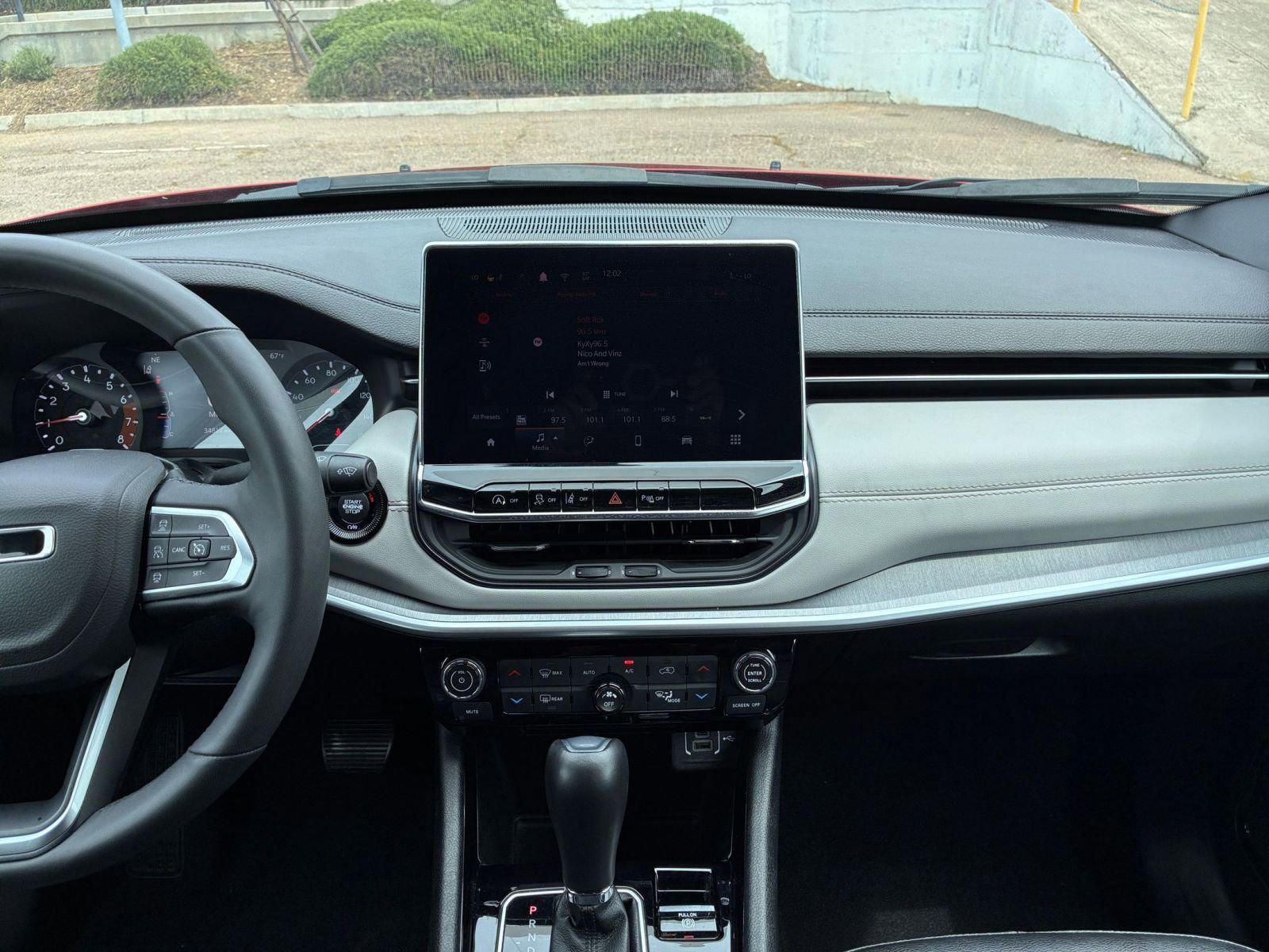 Thumbnail: 2025 Jeep Compass - 17