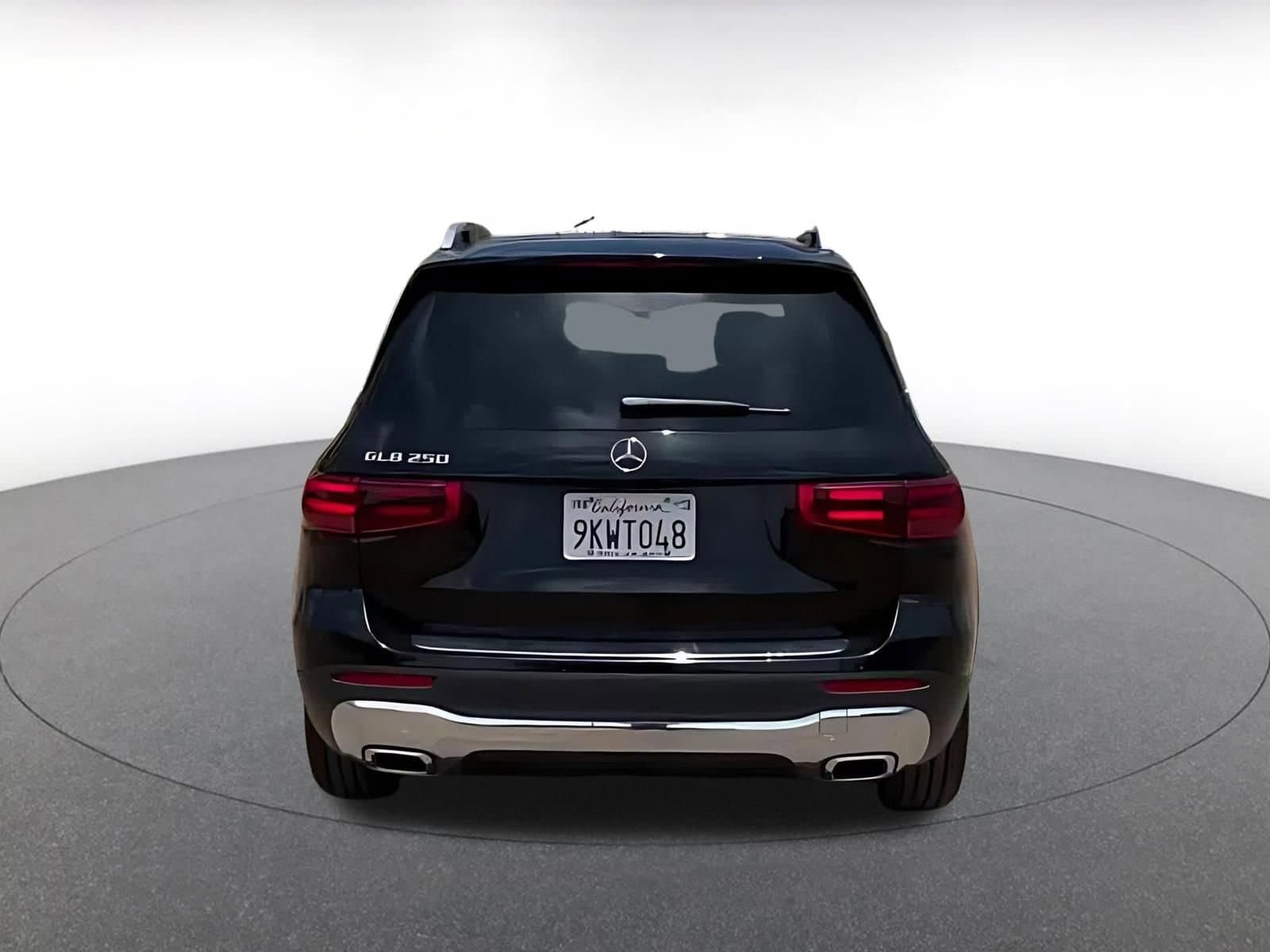 Thumbnail: 2024 Mercedes-Benz GLB - 12