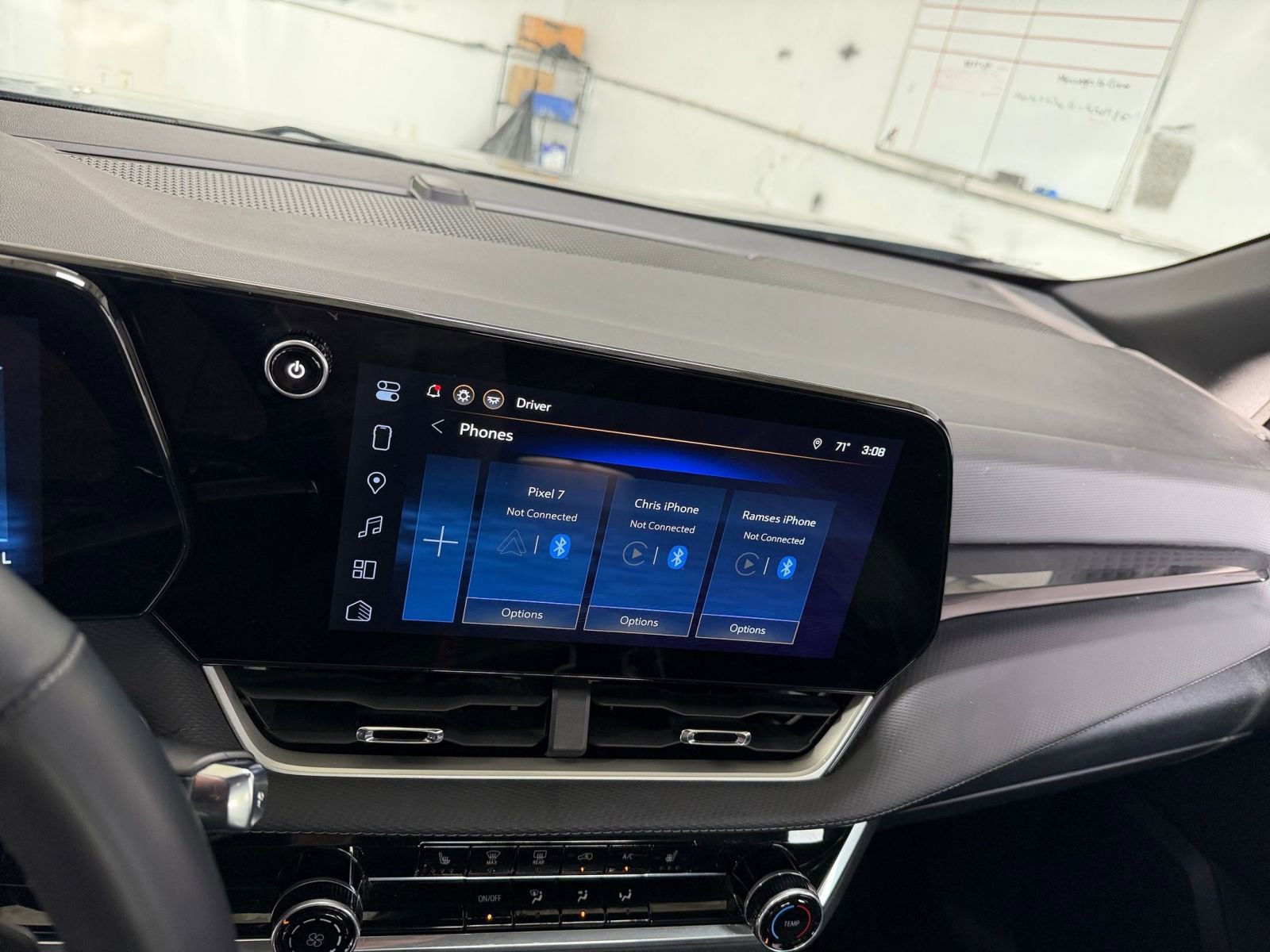 Thumbnail: 2025 Chevrolet Equinox - 21