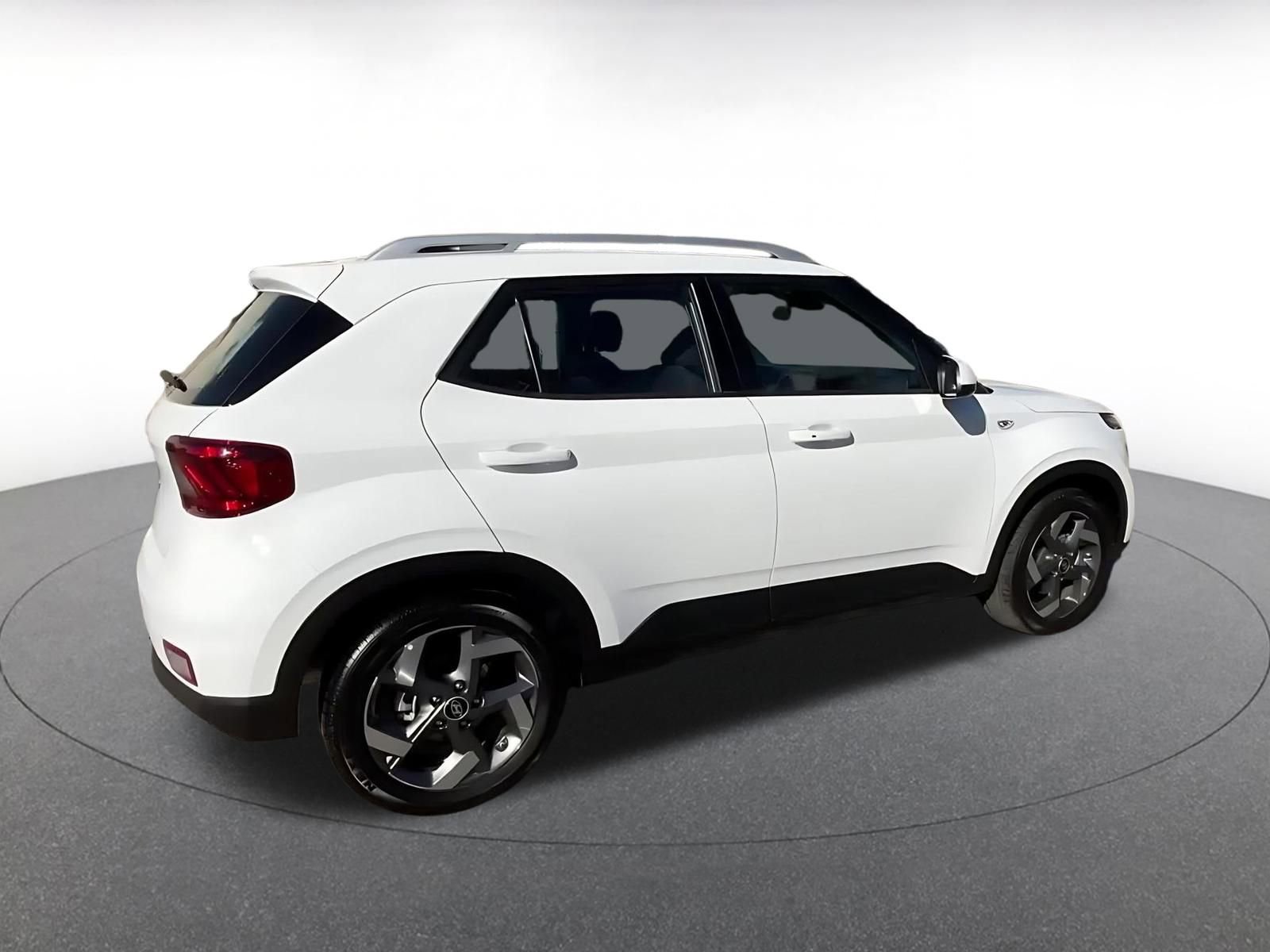 Thumbnail: 2025 Hyundai Venue - 15