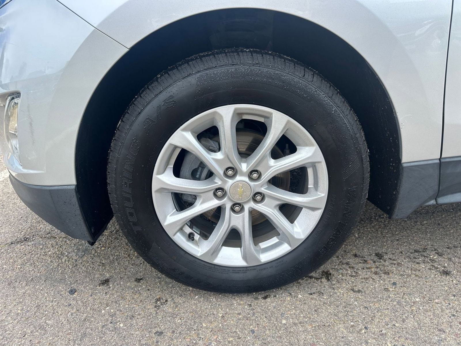 Thumbnail: 2020 Chevrolet Equinox - 29