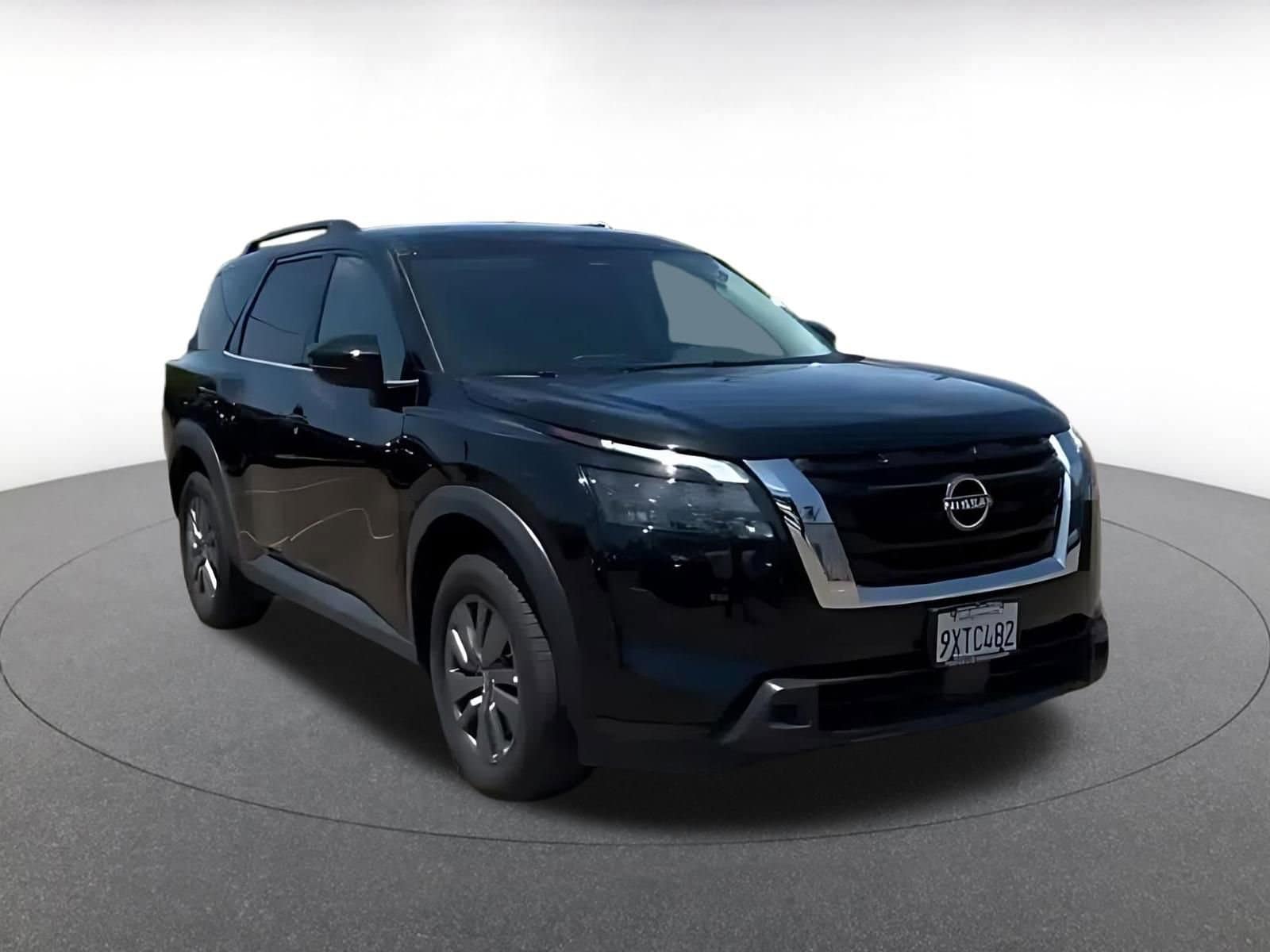 Thumbnail: 2025 Nissan Pathfinder - 3