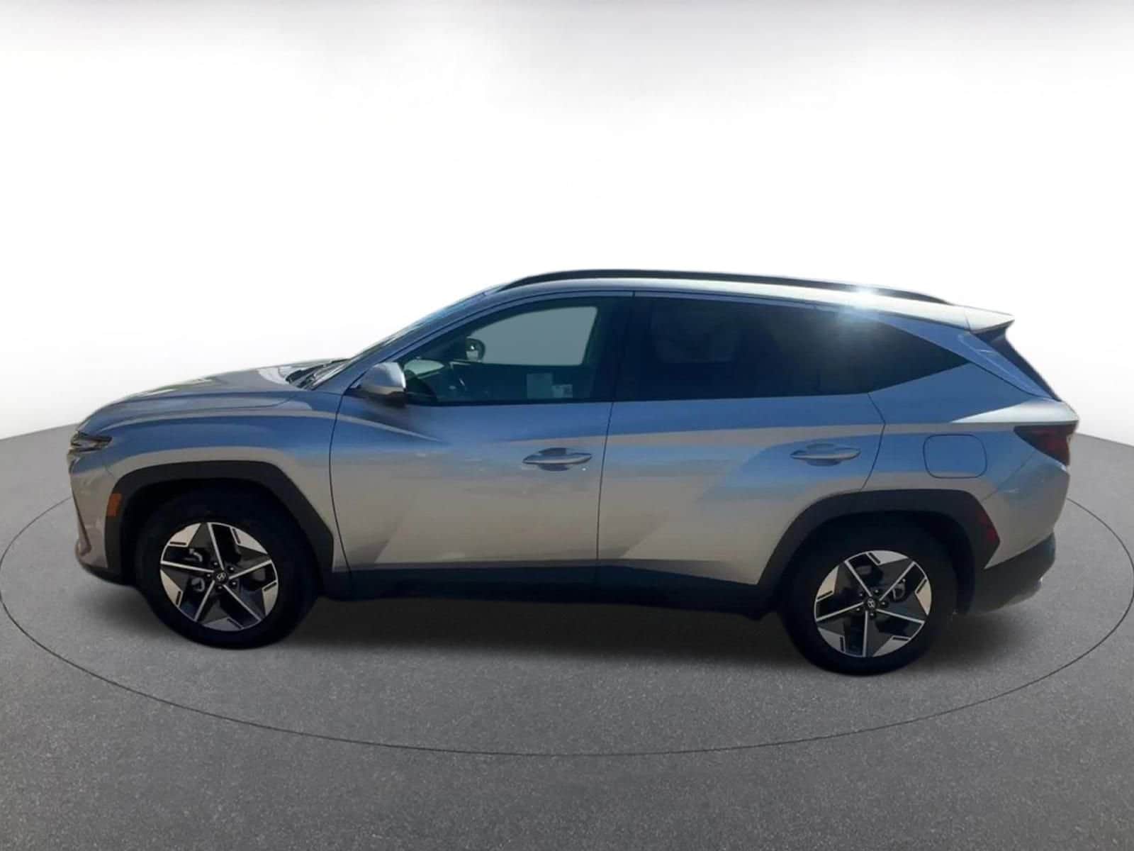 Thumbnail: 2025 Hyundai Tucson - 9