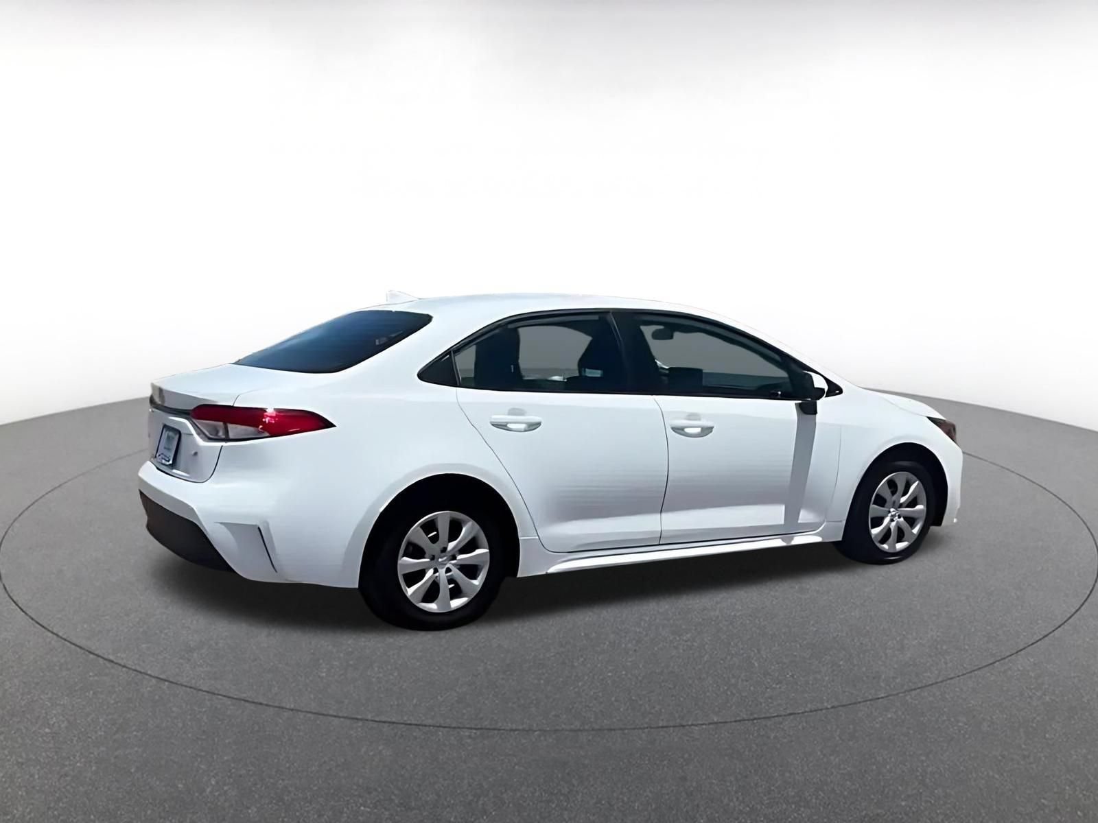 Thumbnail: 2025 Toyota Corolla - 15