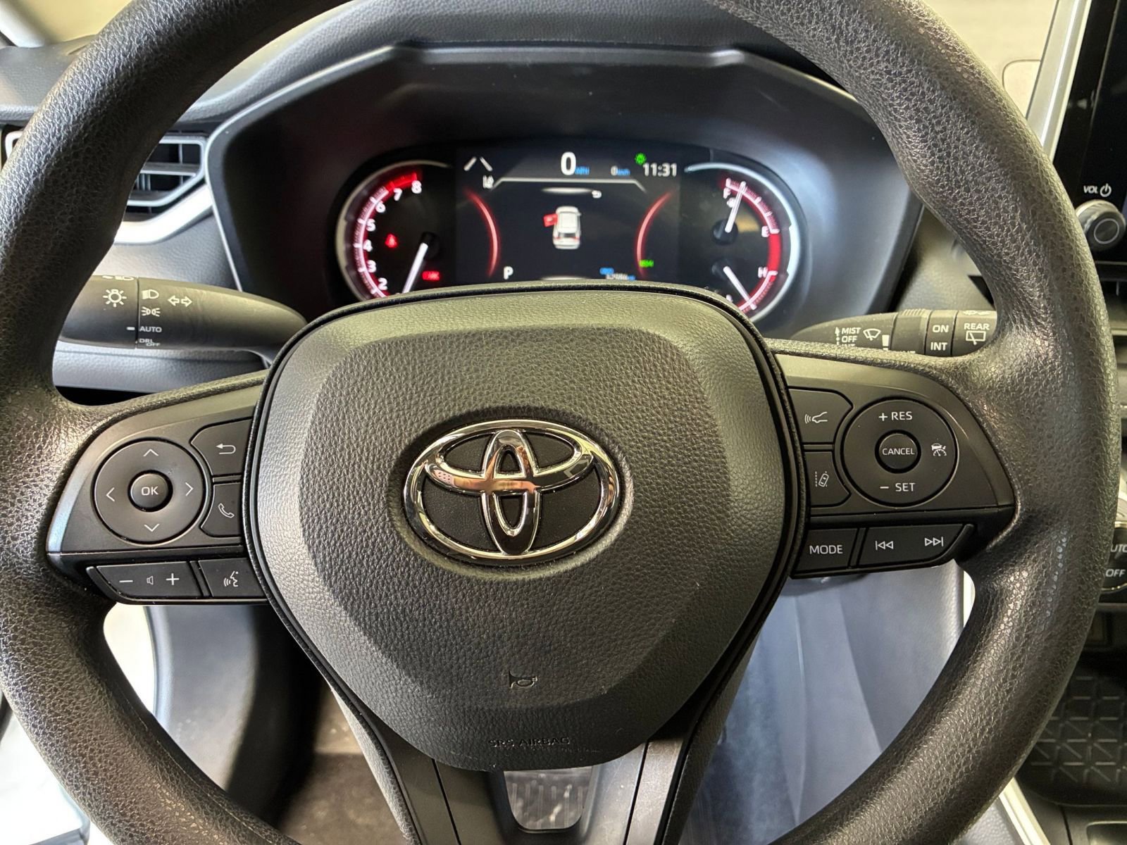 Thumbnail: 2025 Toyota RAV4 - 29