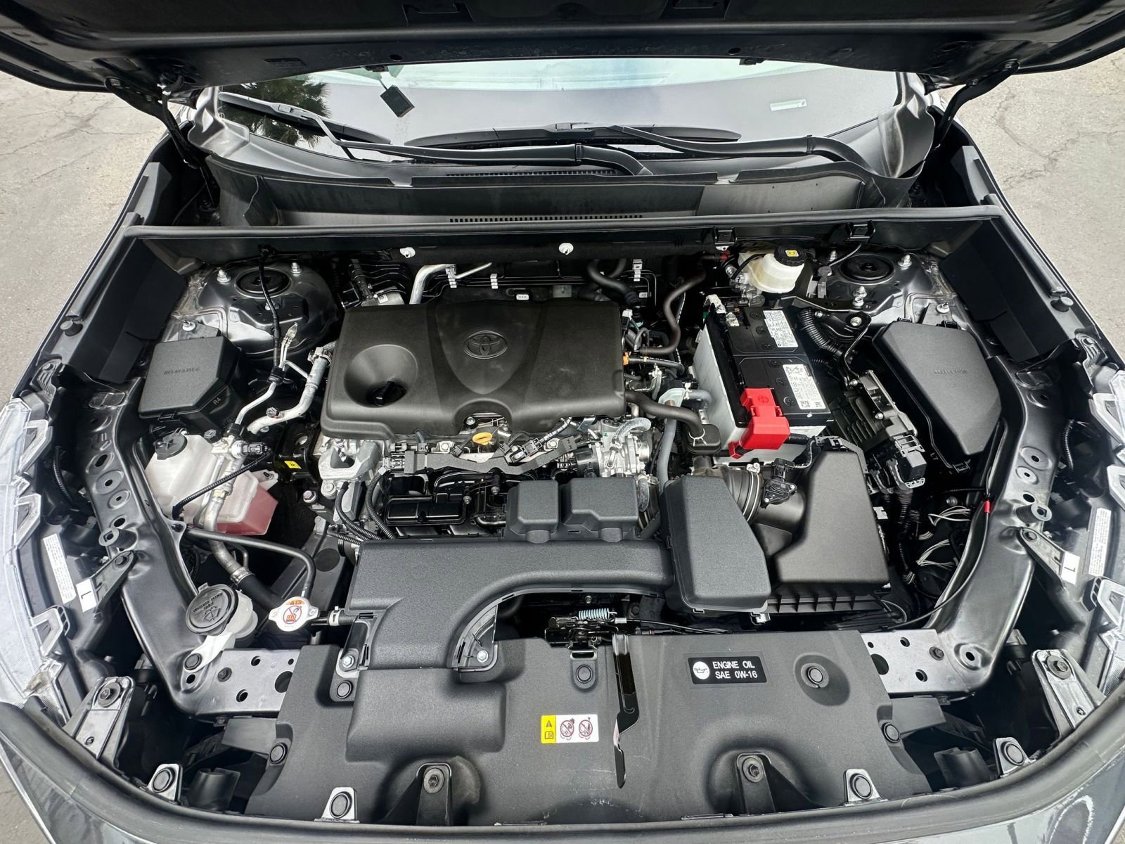 Thumbnail: 2025 Toyota RAV4 - 32