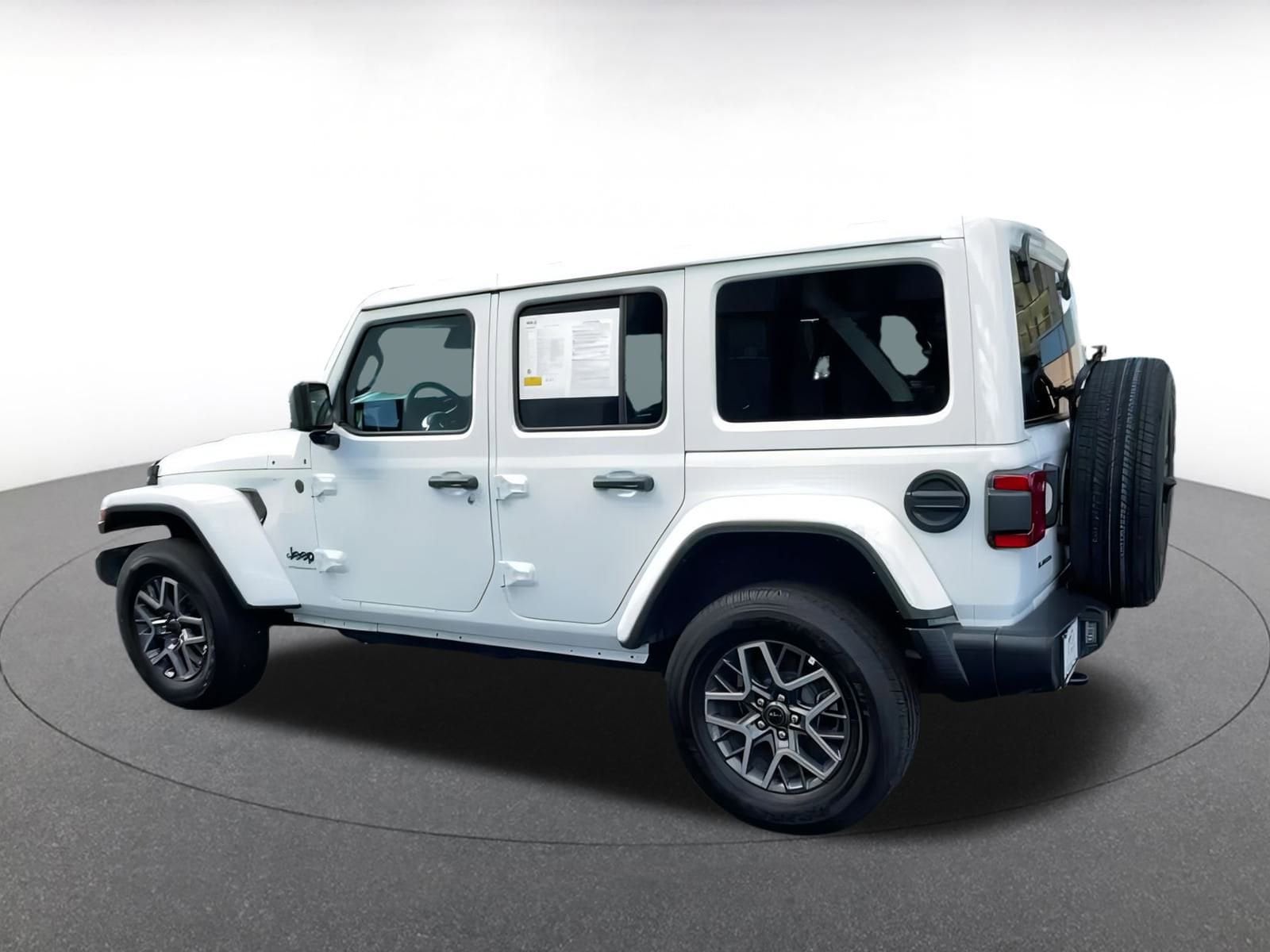 Thumbnail: 2025 Jeep Wrangler - 10