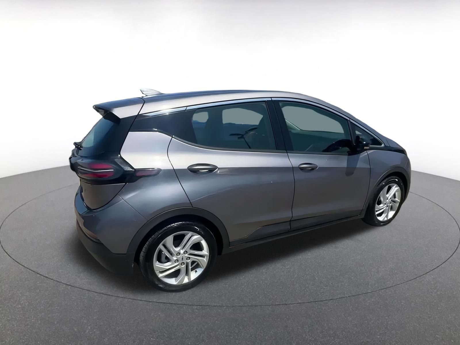 Thumbnail: 2023 Chevrolet Bolt EV - 15