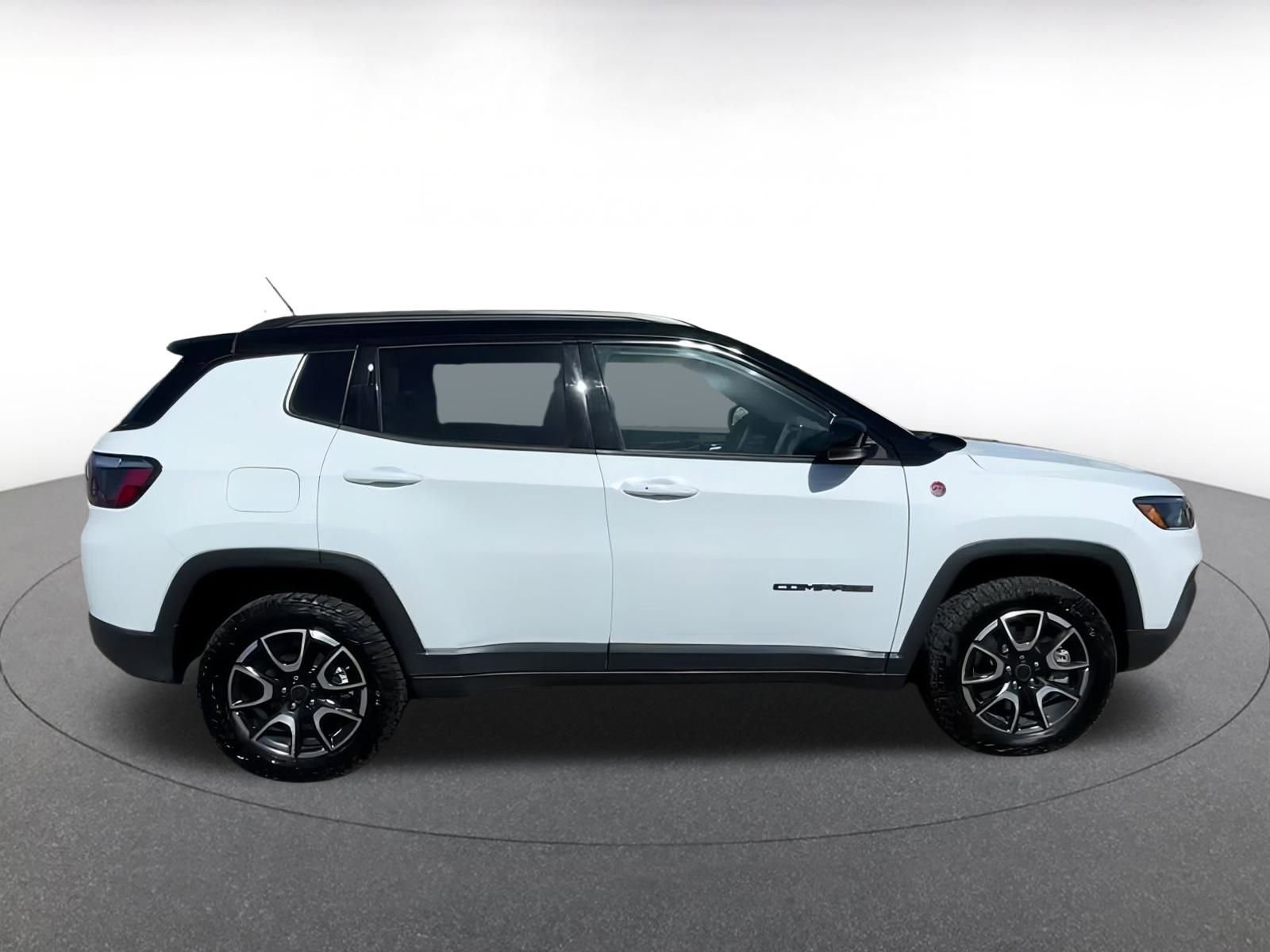 Thumbnail: 2025 Jeep Compass - 16
