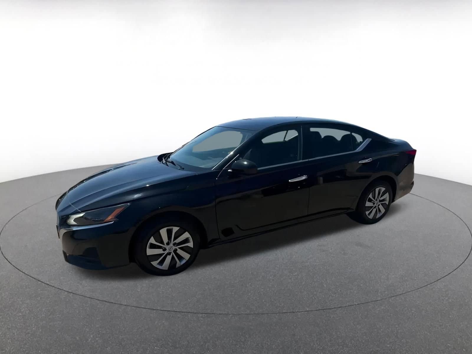 Thumbnail: 2023 Nissan Altima - 7