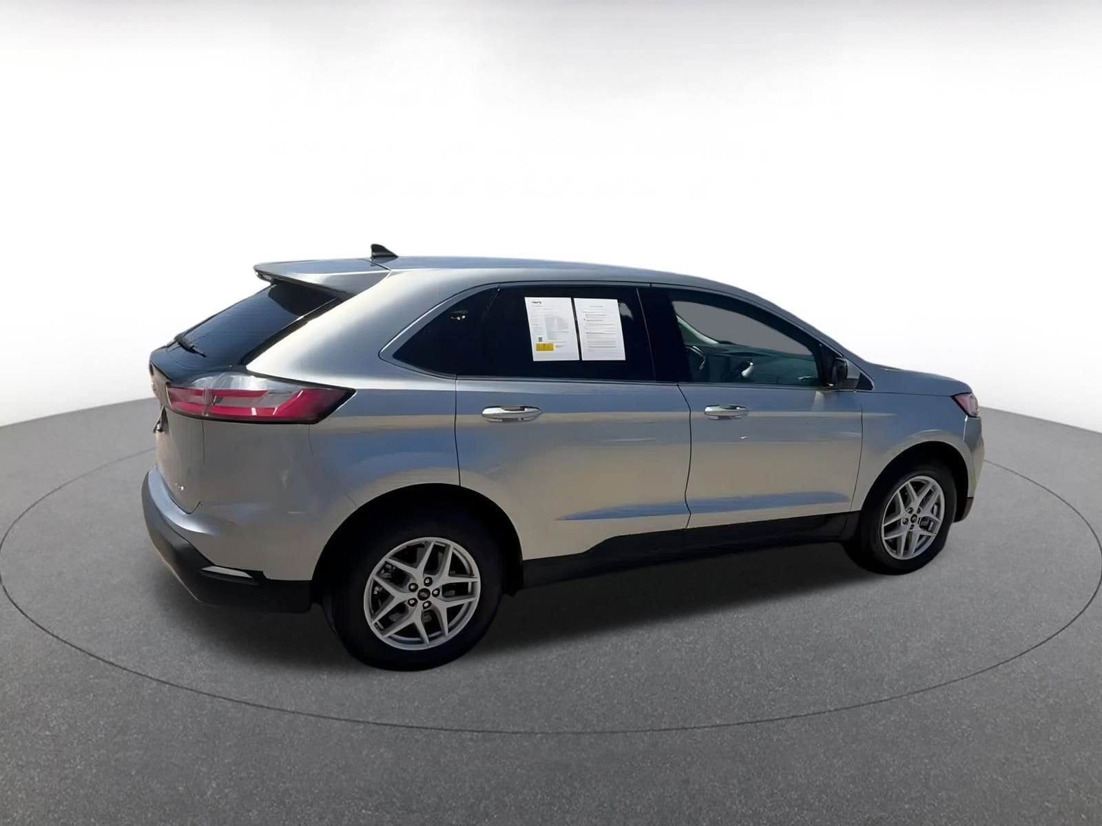 Thumbnail: 2023 Ford Edge - 15