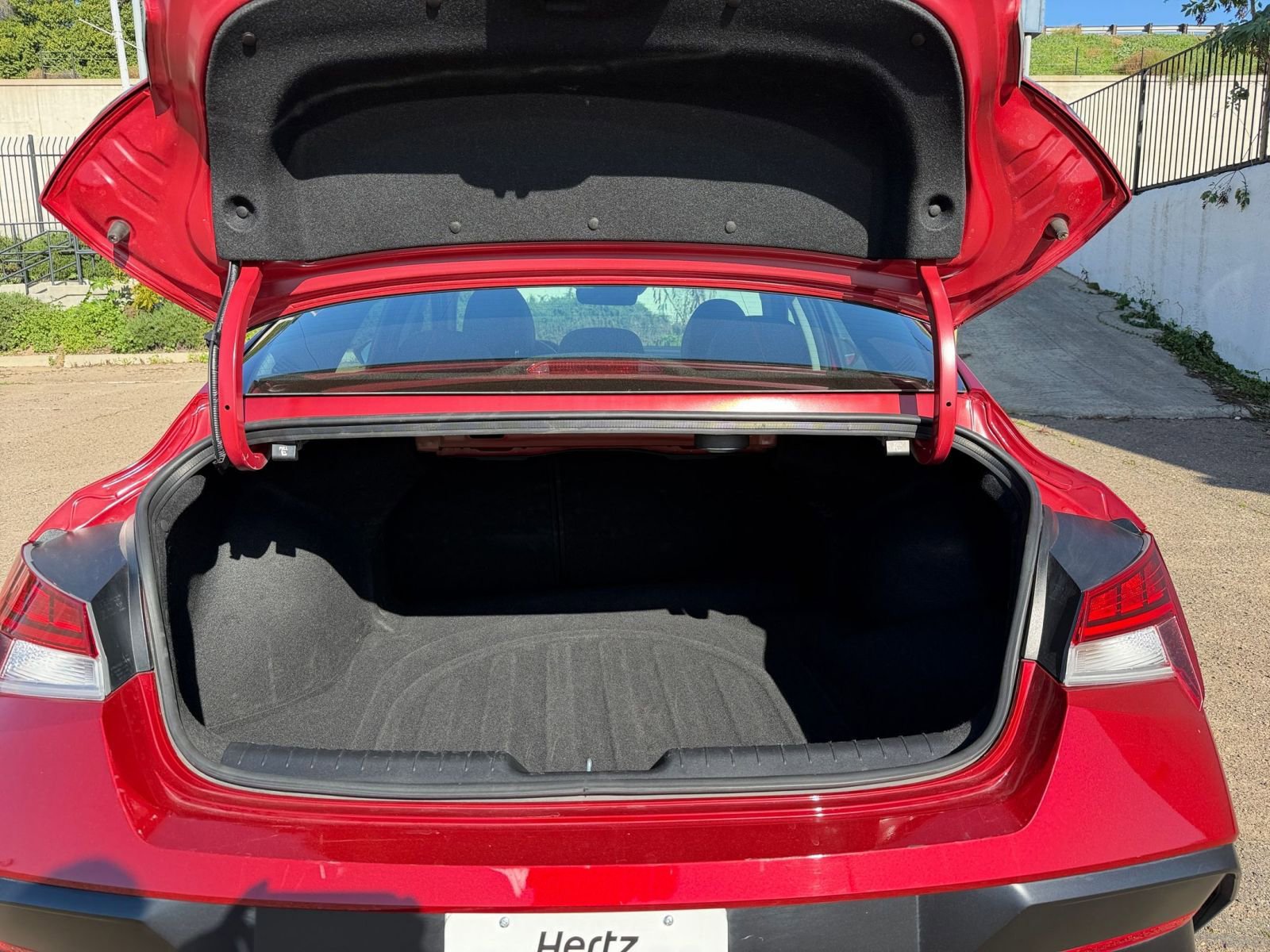 Thumbnail: 2025 Hyundai Elantra - 33