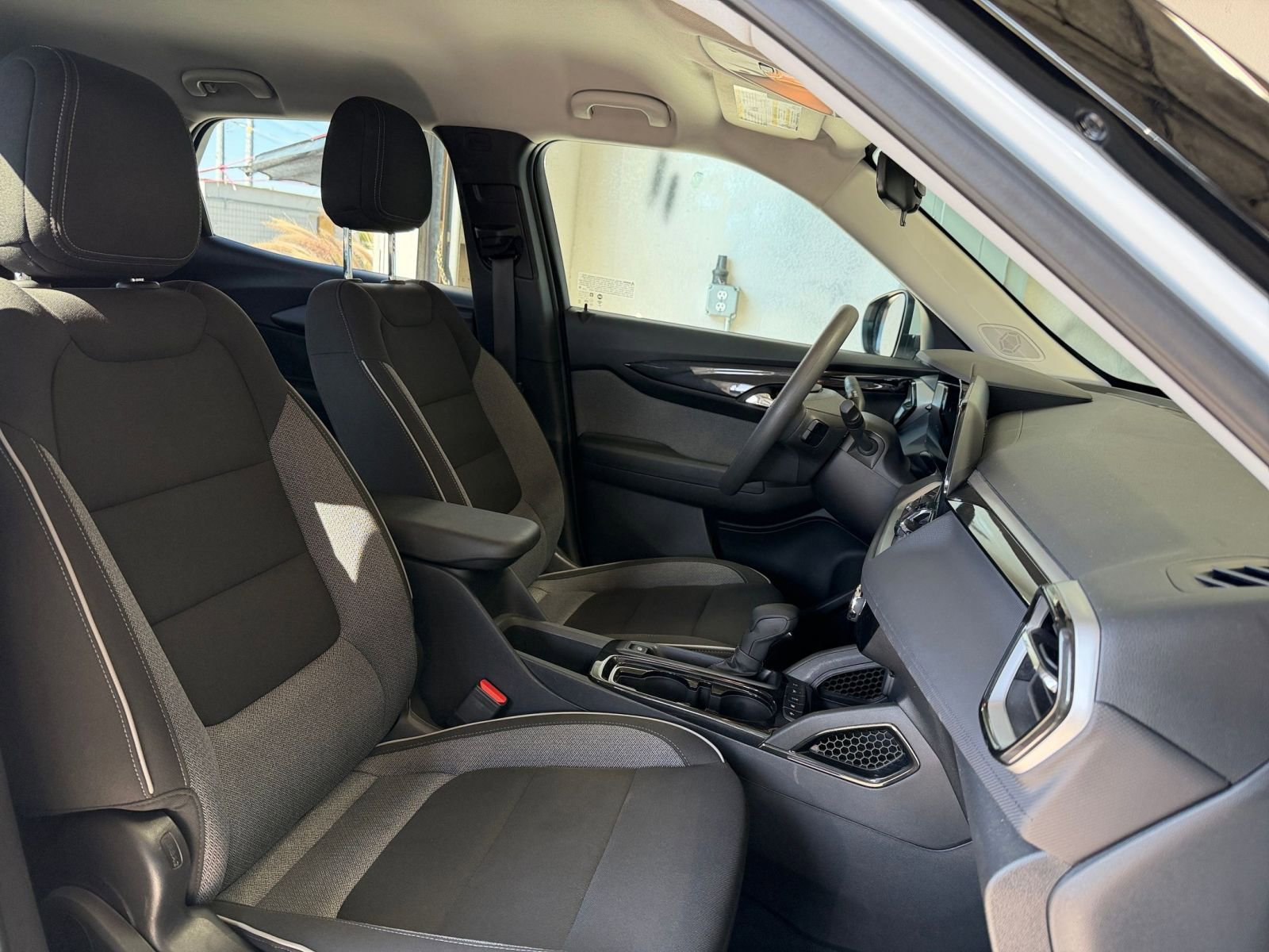 Thumbnail: 2025 Chevrolet TrailBlazer - 34