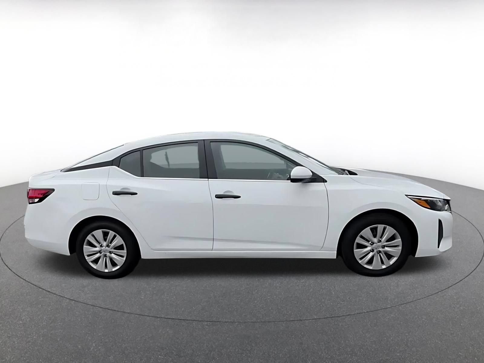 Thumbnail: 2025 Nissan Sentra - 16