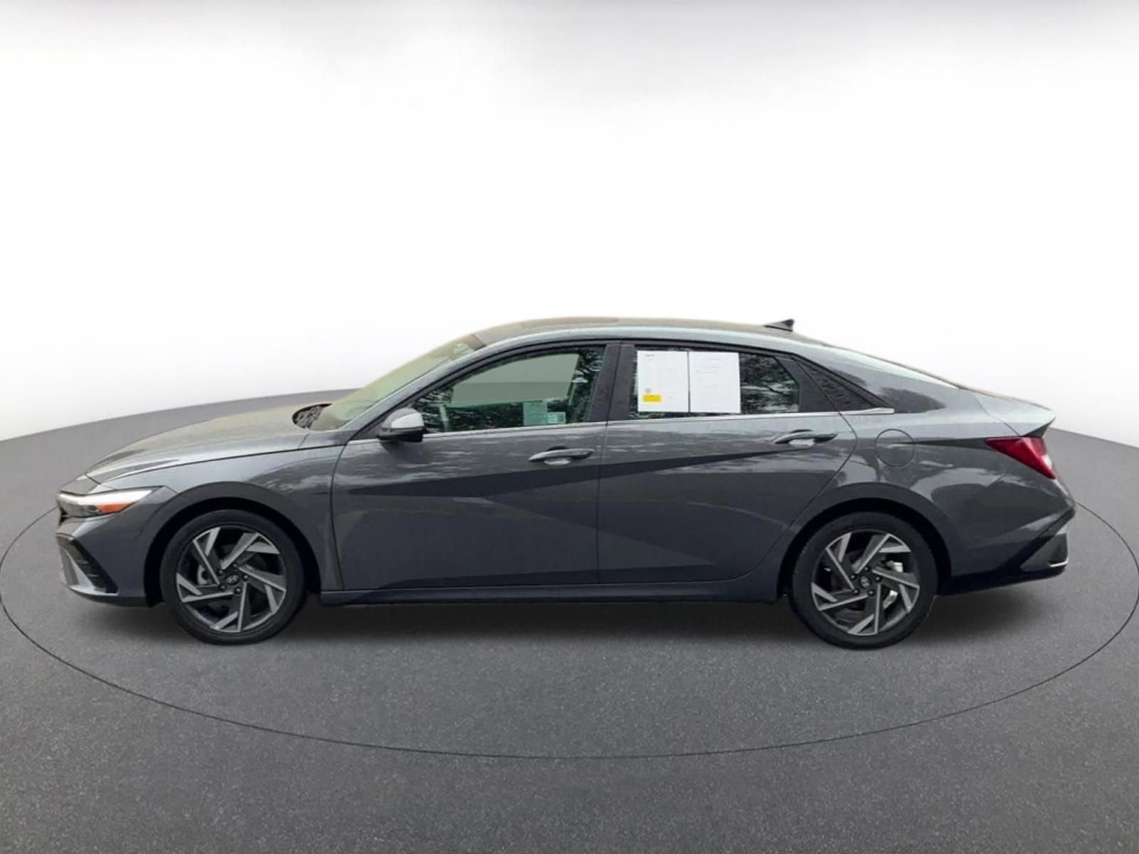 Thumbnail: 2025 Hyundai Elantra - 8