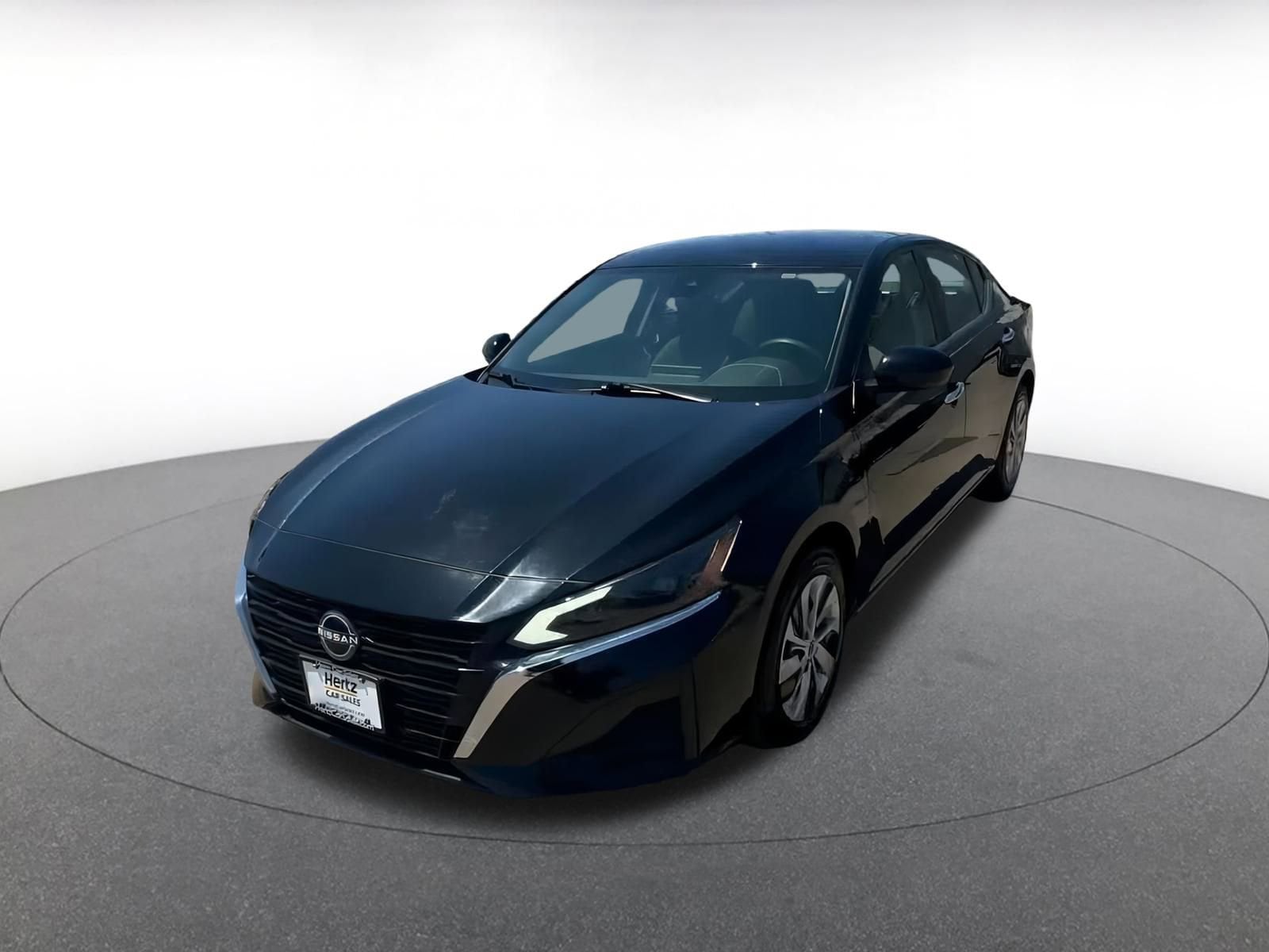 Thumbnail: 2023 Nissan Altima - 6