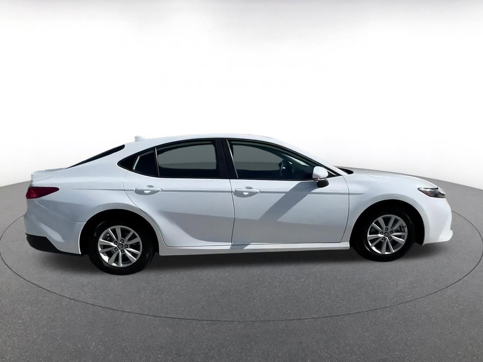 Thumbnail: 2025 Toyota Camry - 16