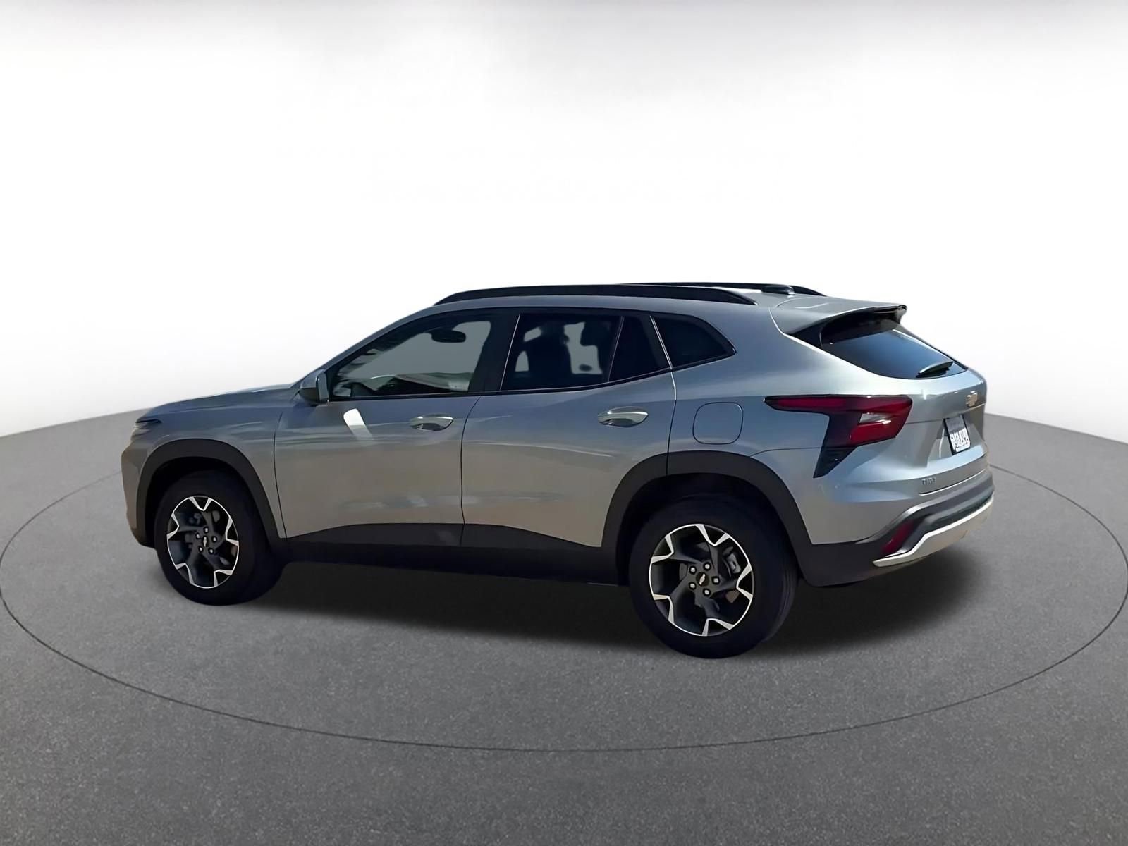 Thumbnail: 2025 Chevrolet Trax - 10