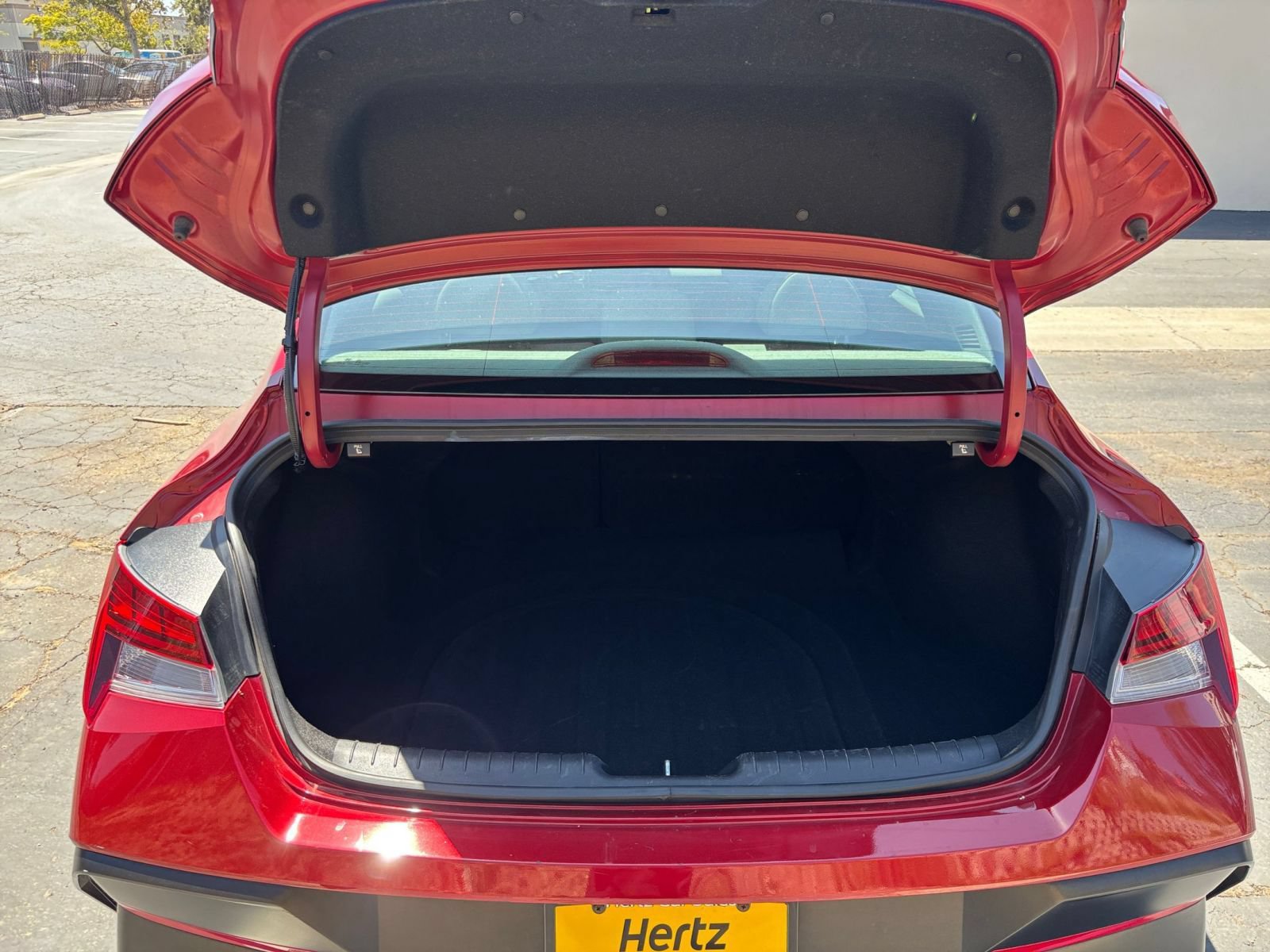 Thumbnail: 2025 Hyundai Elantra - 27