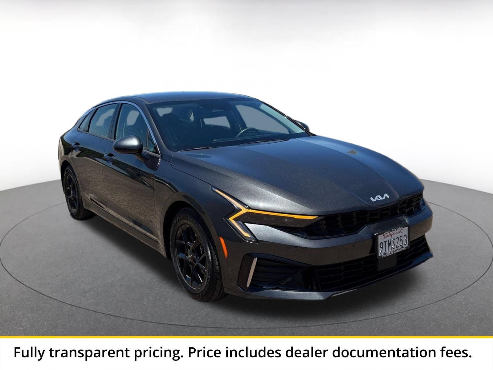 Thumbnail: 2025 Kia K5 - 1