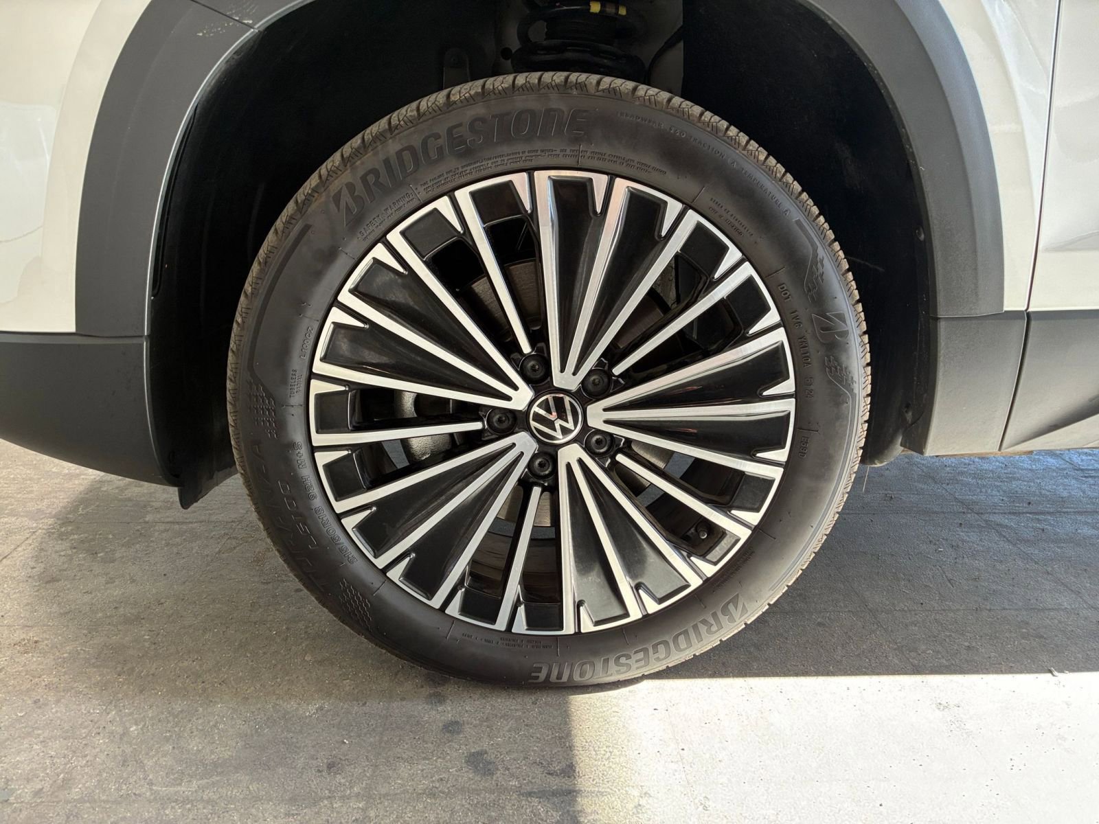 Thumbnail: 2025 Volkswagen Taos - 31