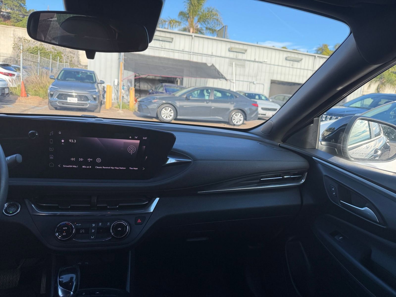 Thumbnail: 2025 Buick Envista - 33