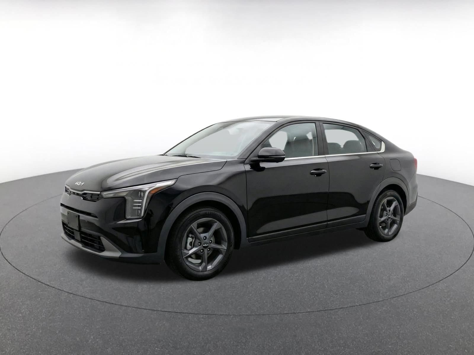 Thumbnail: 2025 Kia K4 - 3