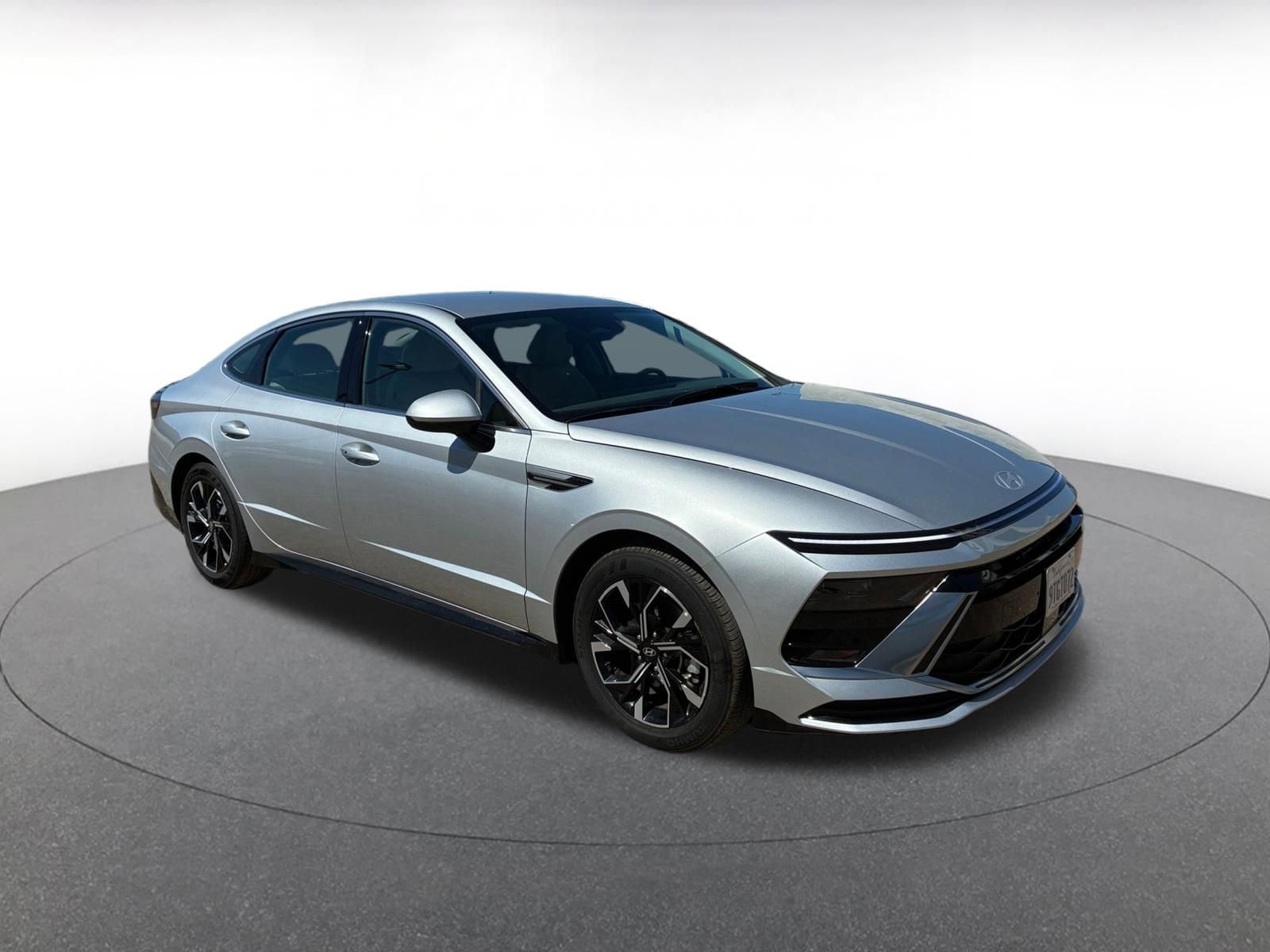 Thumbnail: 2025 Hyundai Sonata - 1