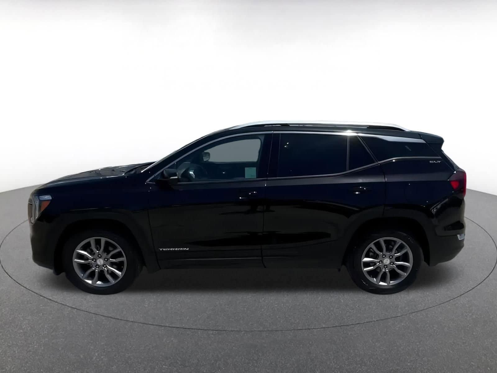 Thumbnail: 2023 GMC Terrain - 9