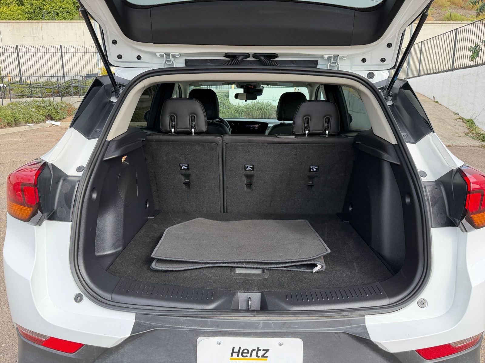 Thumbnail: 2025 Buick Encore GX - 29