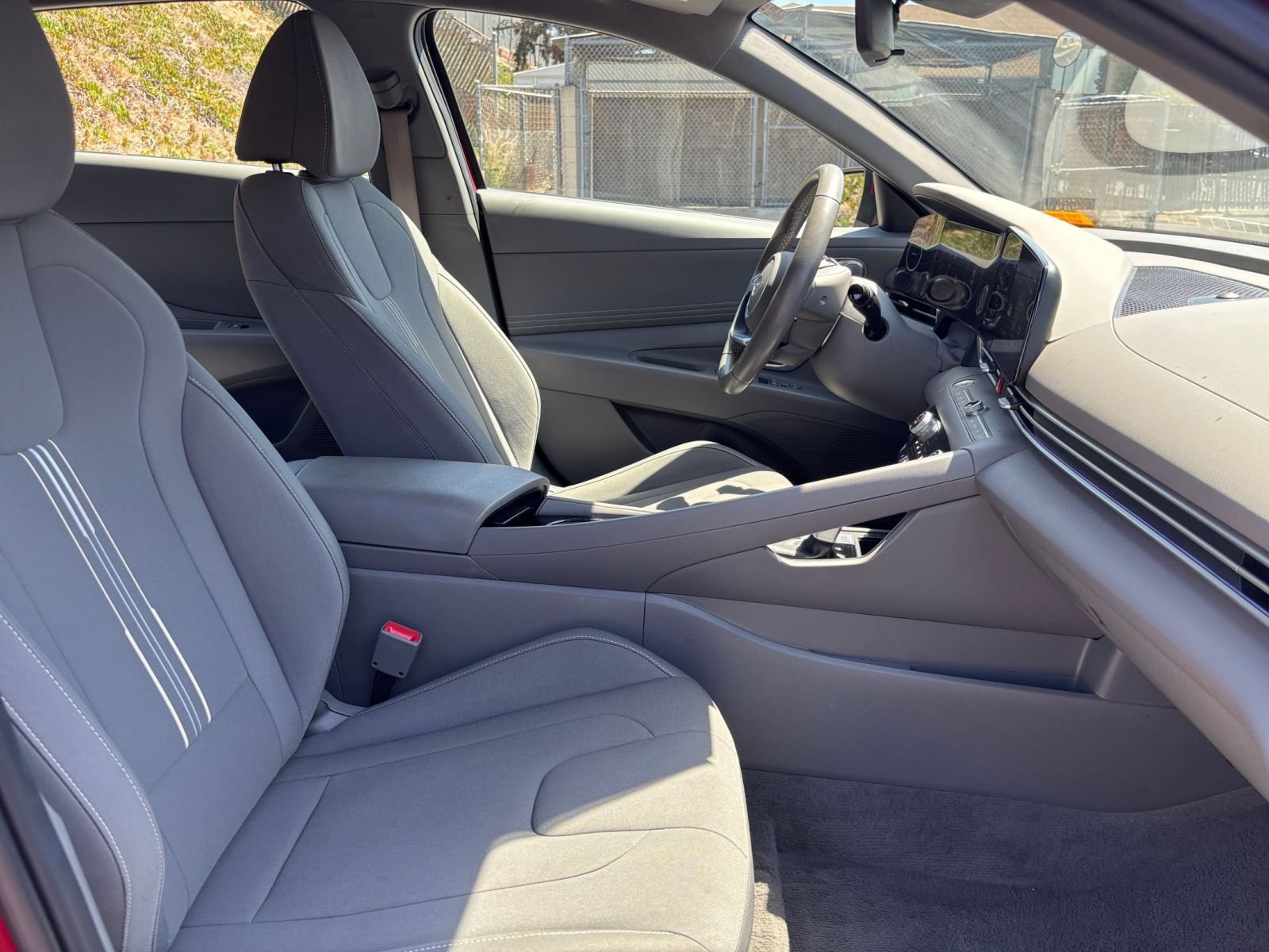 Thumbnail: 2025 Hyundai Elantra - 32