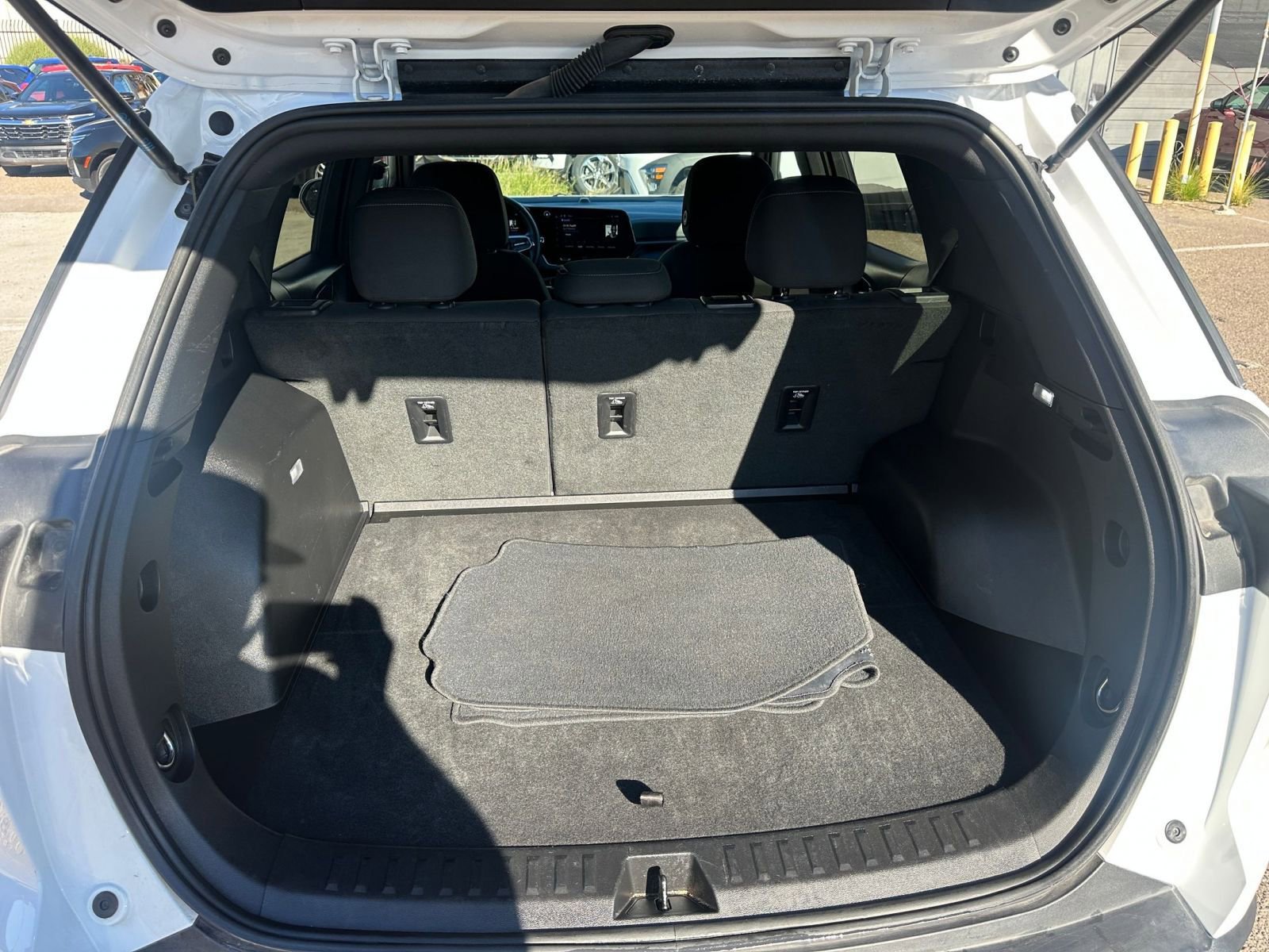 Thumbnail: 2025 Chevrolet Equinox - 30