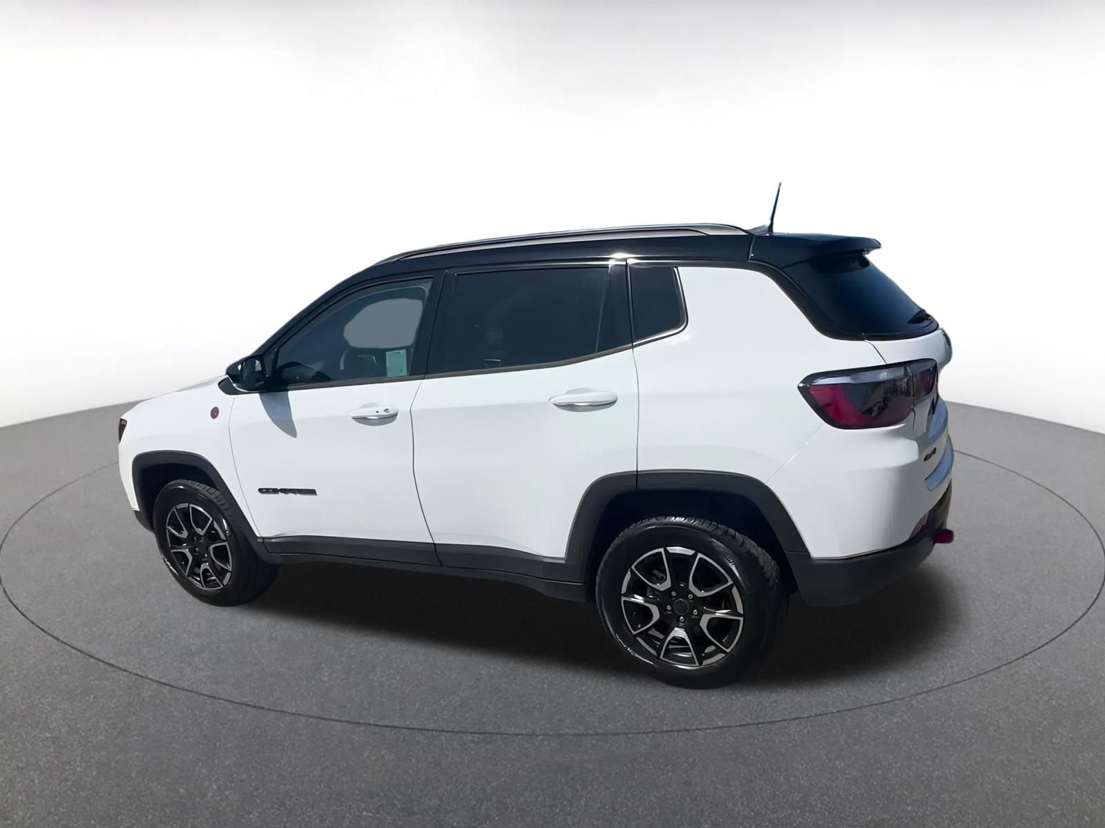 Thumbnail: 2025 Jeep Compass - 10